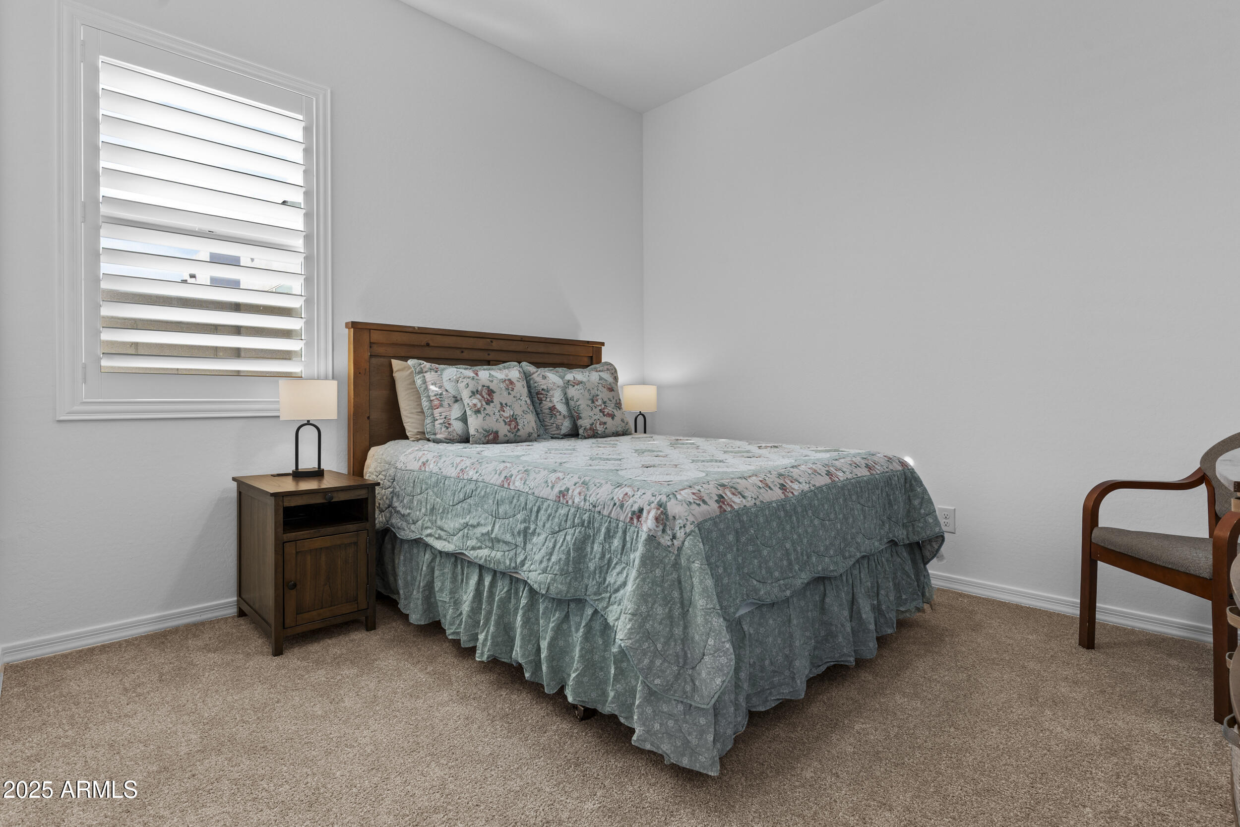 18408 W YAVAPAI Street