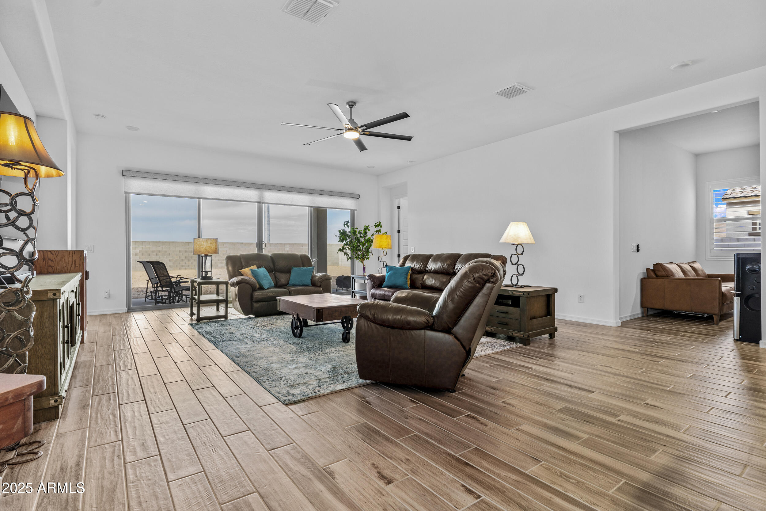 18408 W YAVAPAI Street