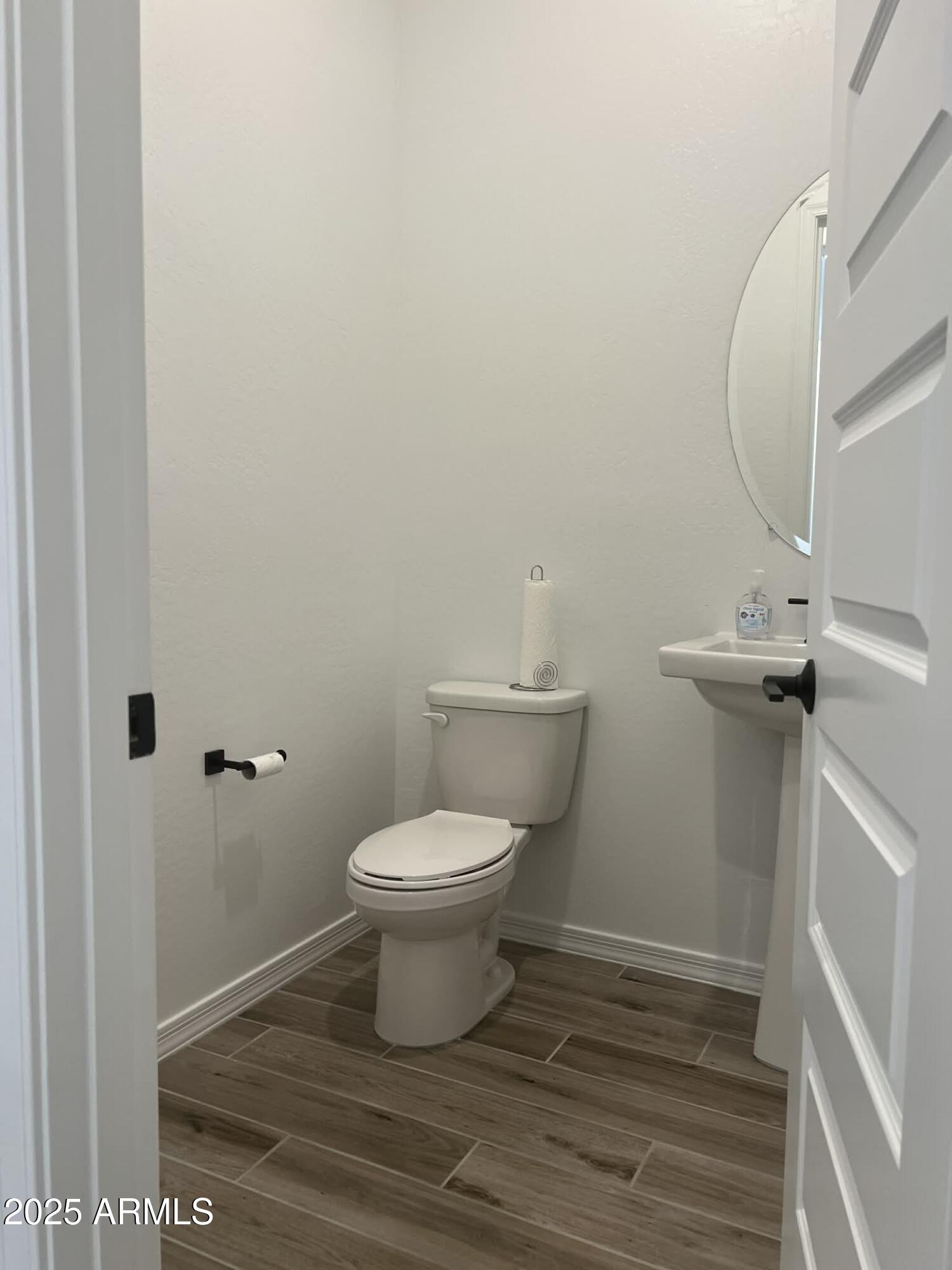 18408 W YAVAPAI Street