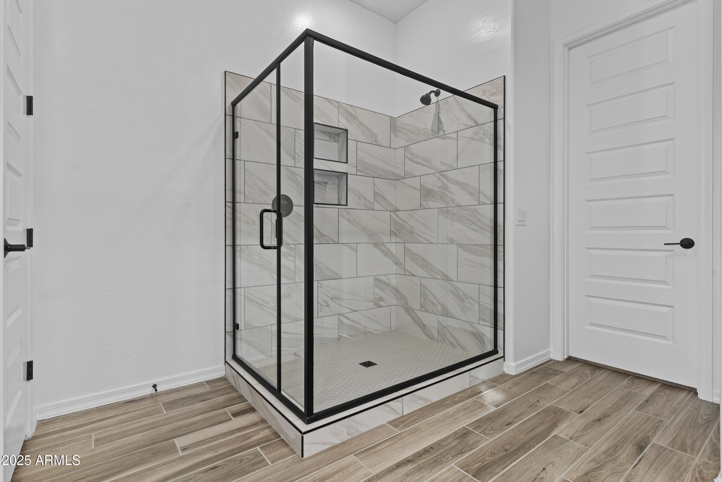 18408 W YAVAPAI Street