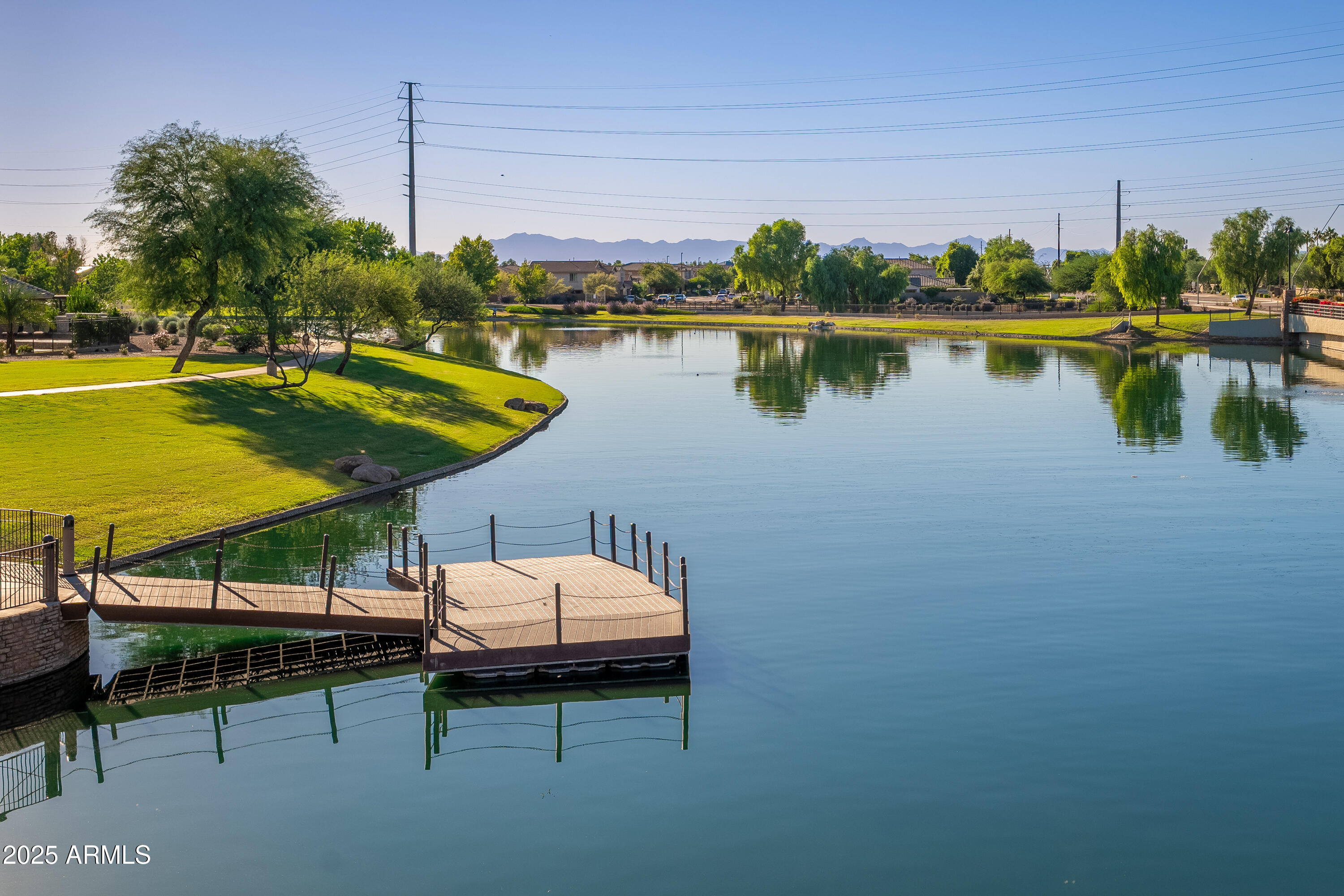 724 E LARK Street, 102