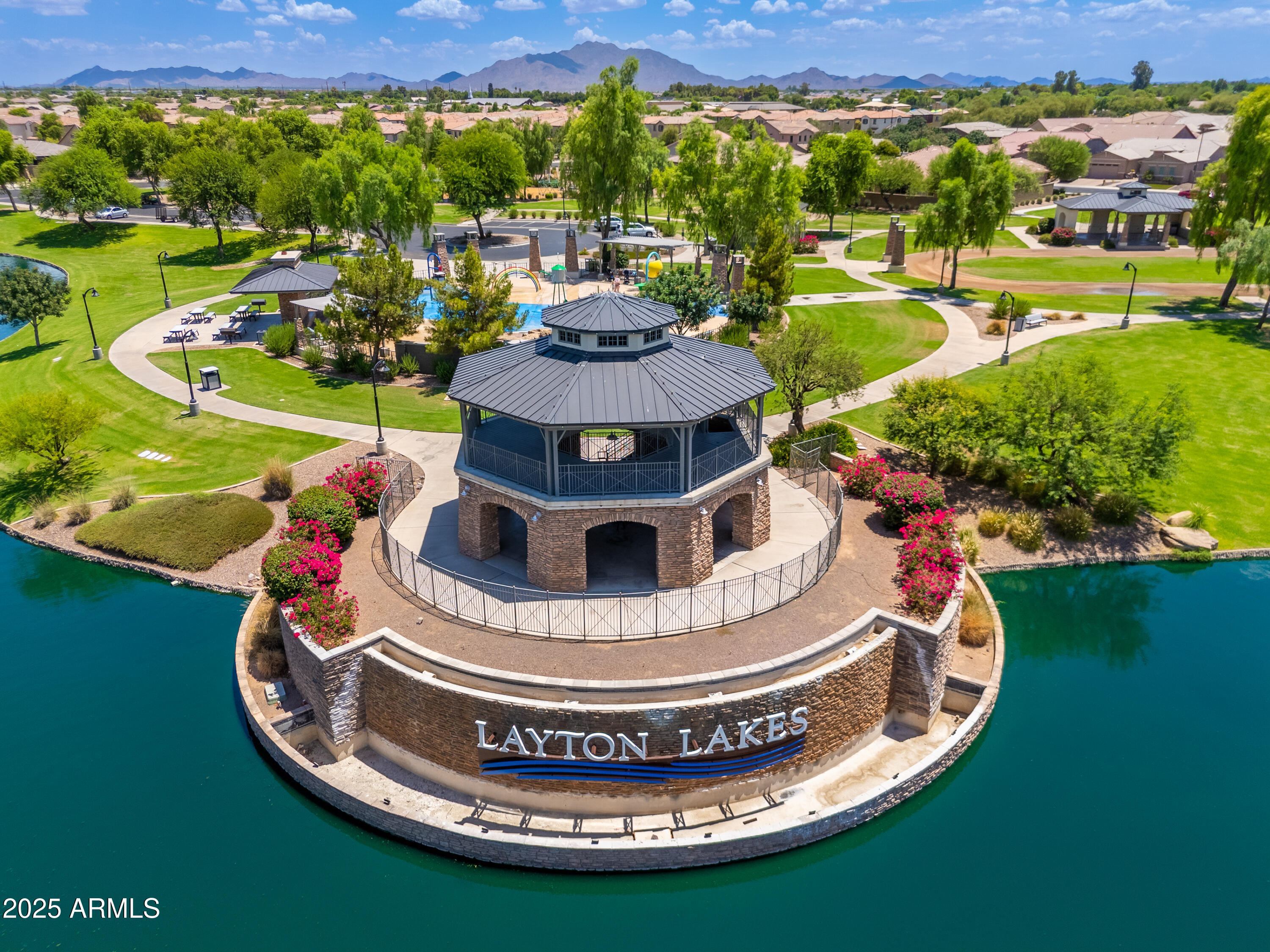 724 E LARK Street, 102