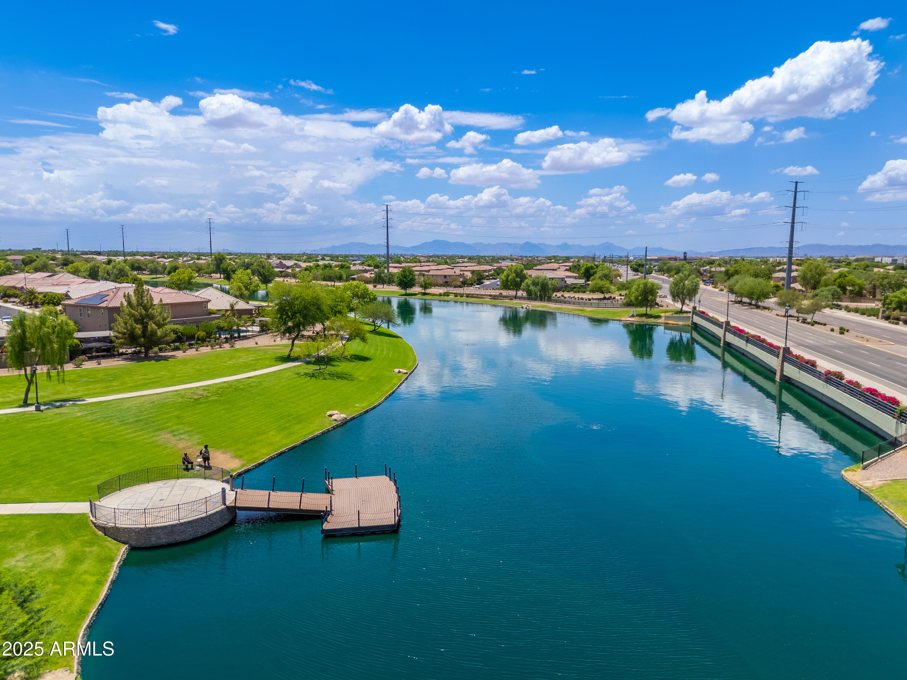 724 E LARK Street, 102