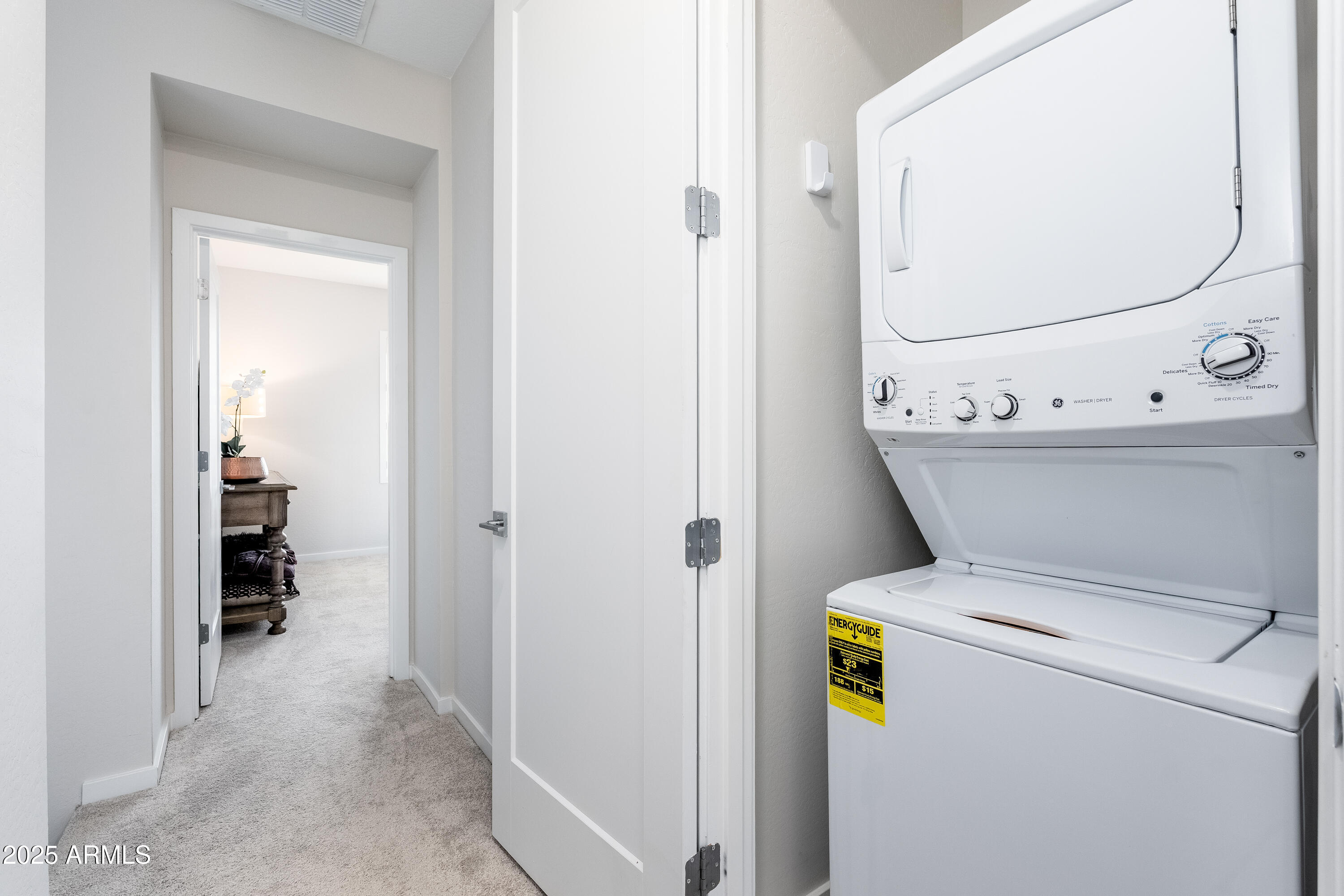 724 E LARK Street, 102