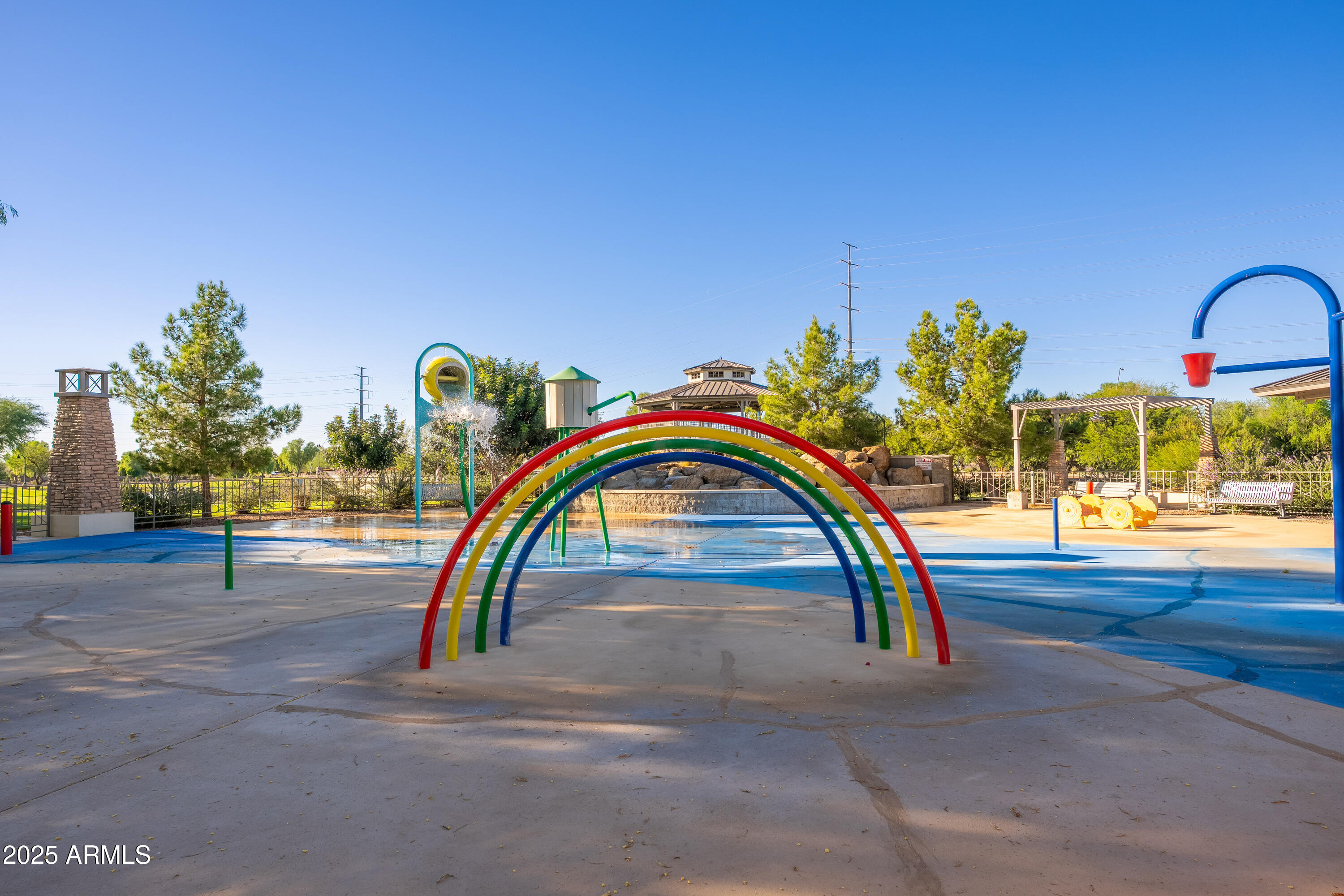 724 E LARK Street, 102