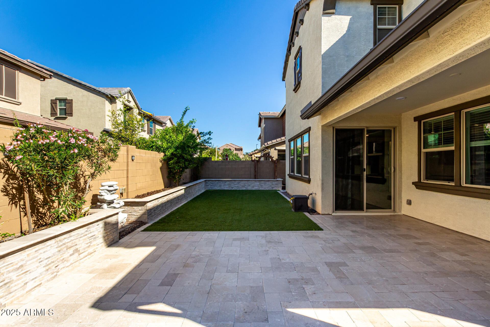 1156 E WEATHERBY Way