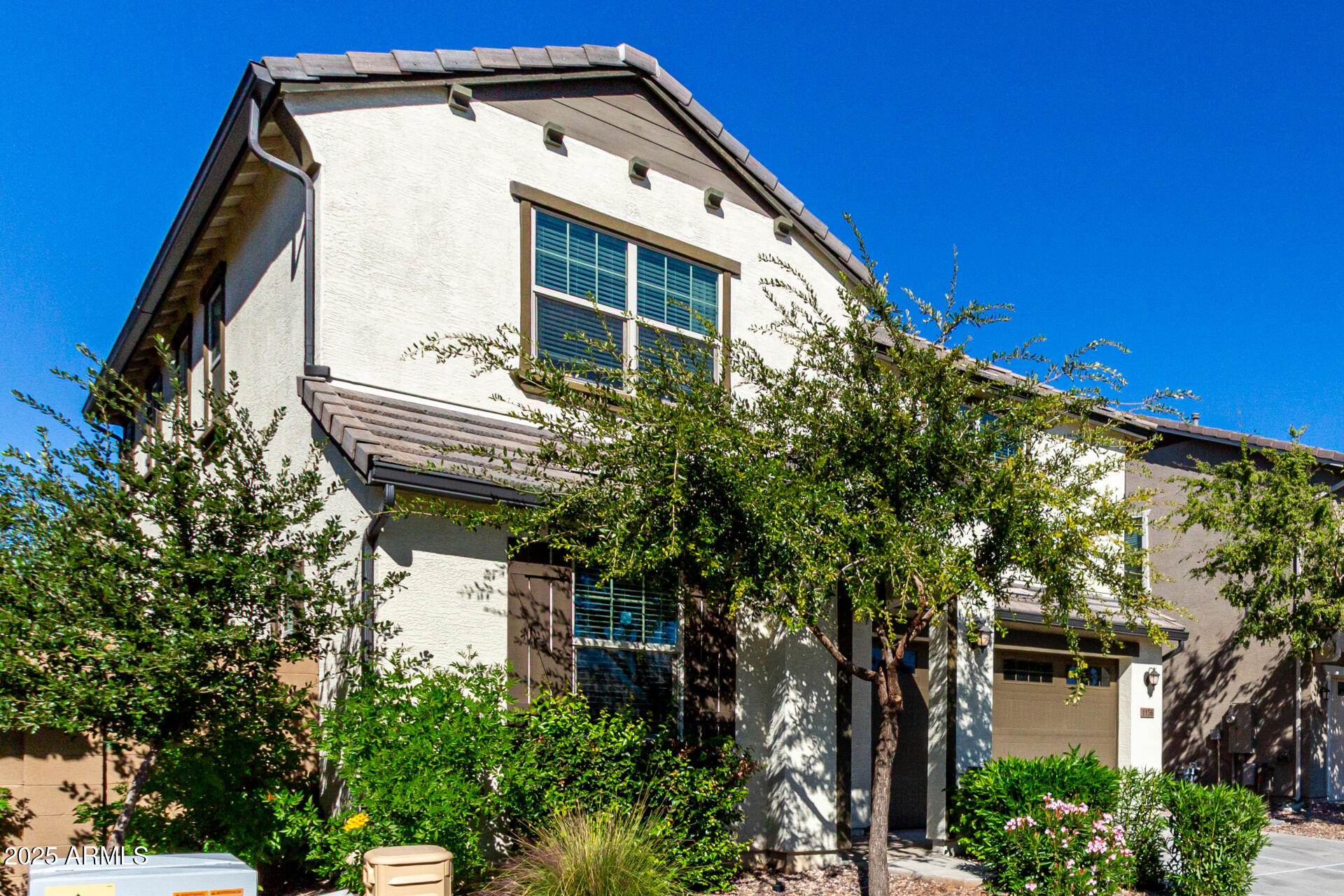 1156 E WEATHERBY Way