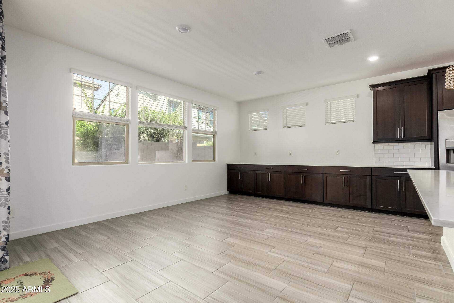 1156 E WEATHERBY Way