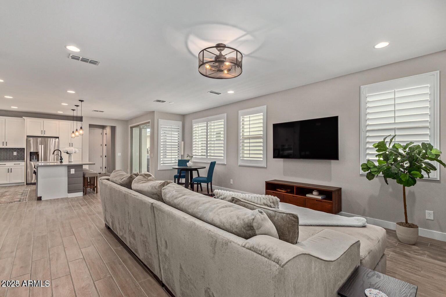 4513 S Montana Drive