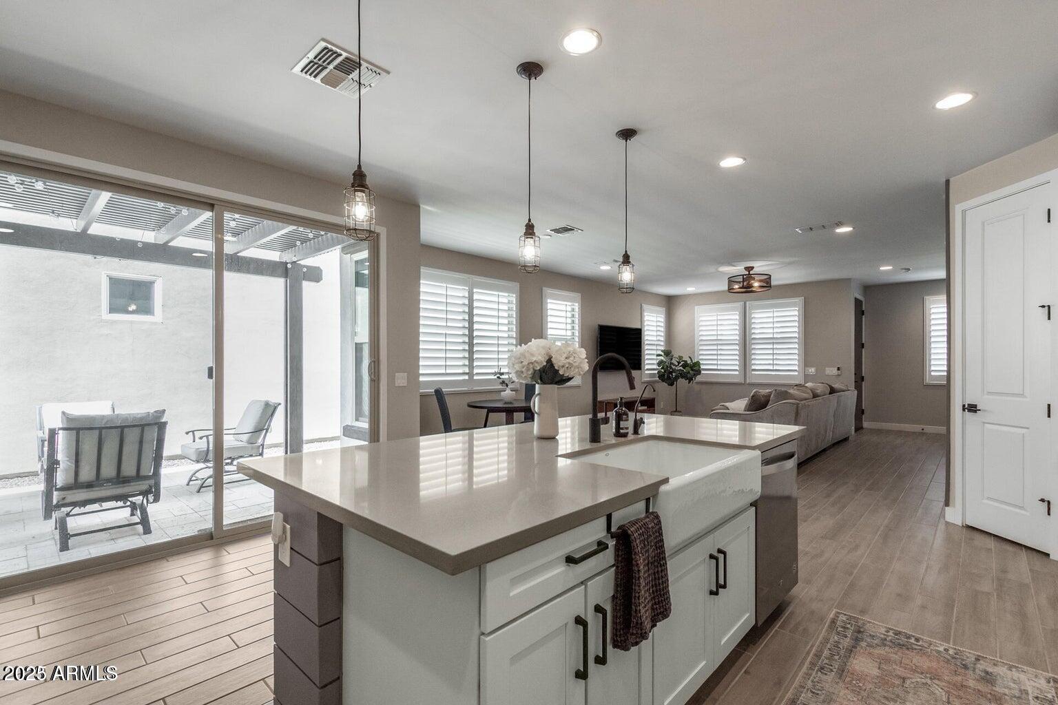 4513 S Montana Drive