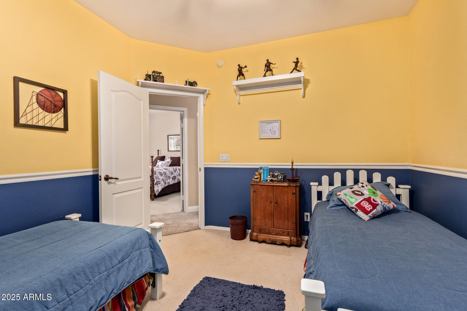 3540 S MCCLELLAND Drive