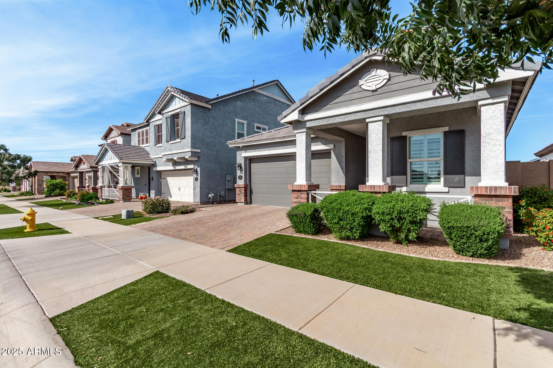 10154 E Nichols Avenue