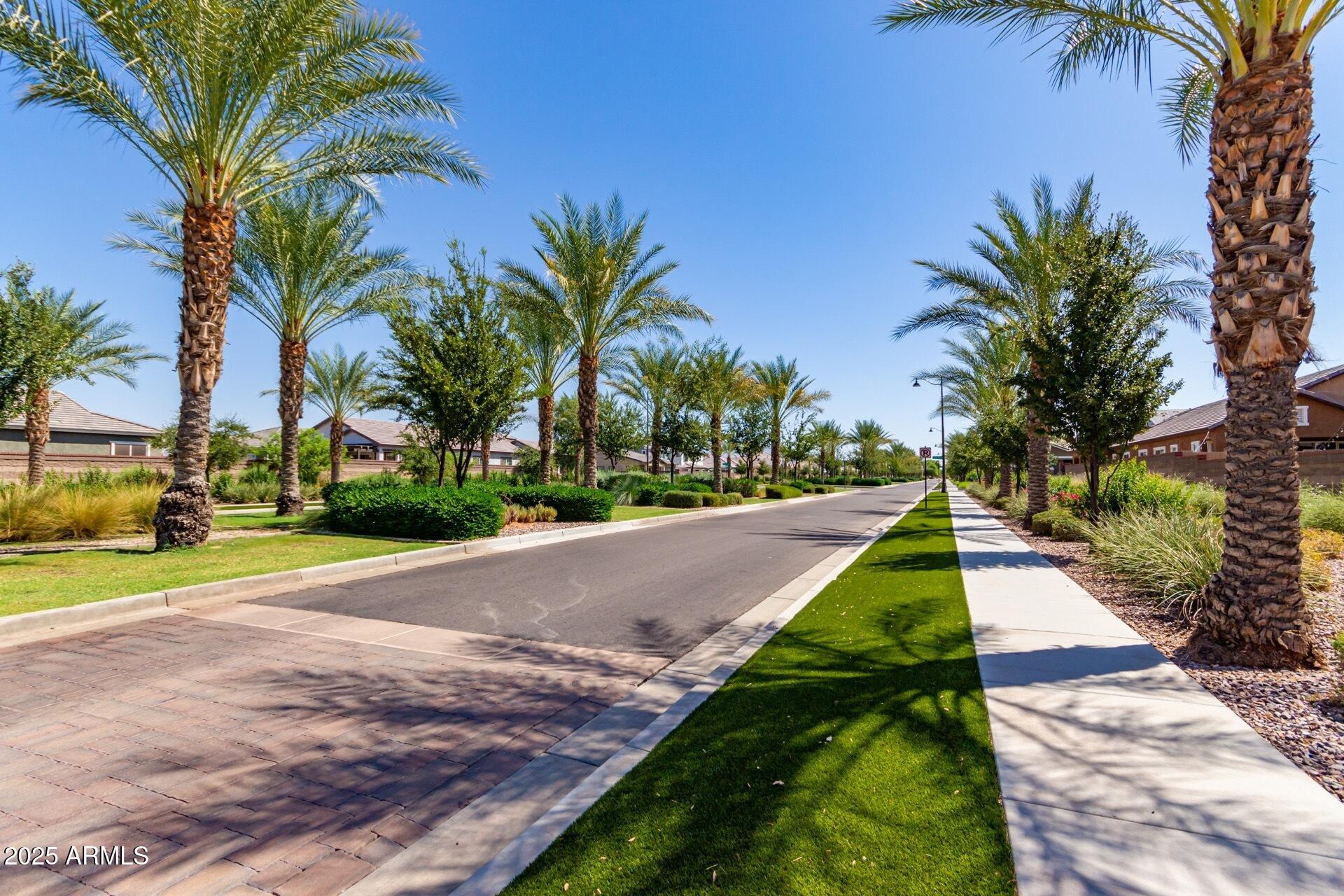 10154 E Nichols Avenue