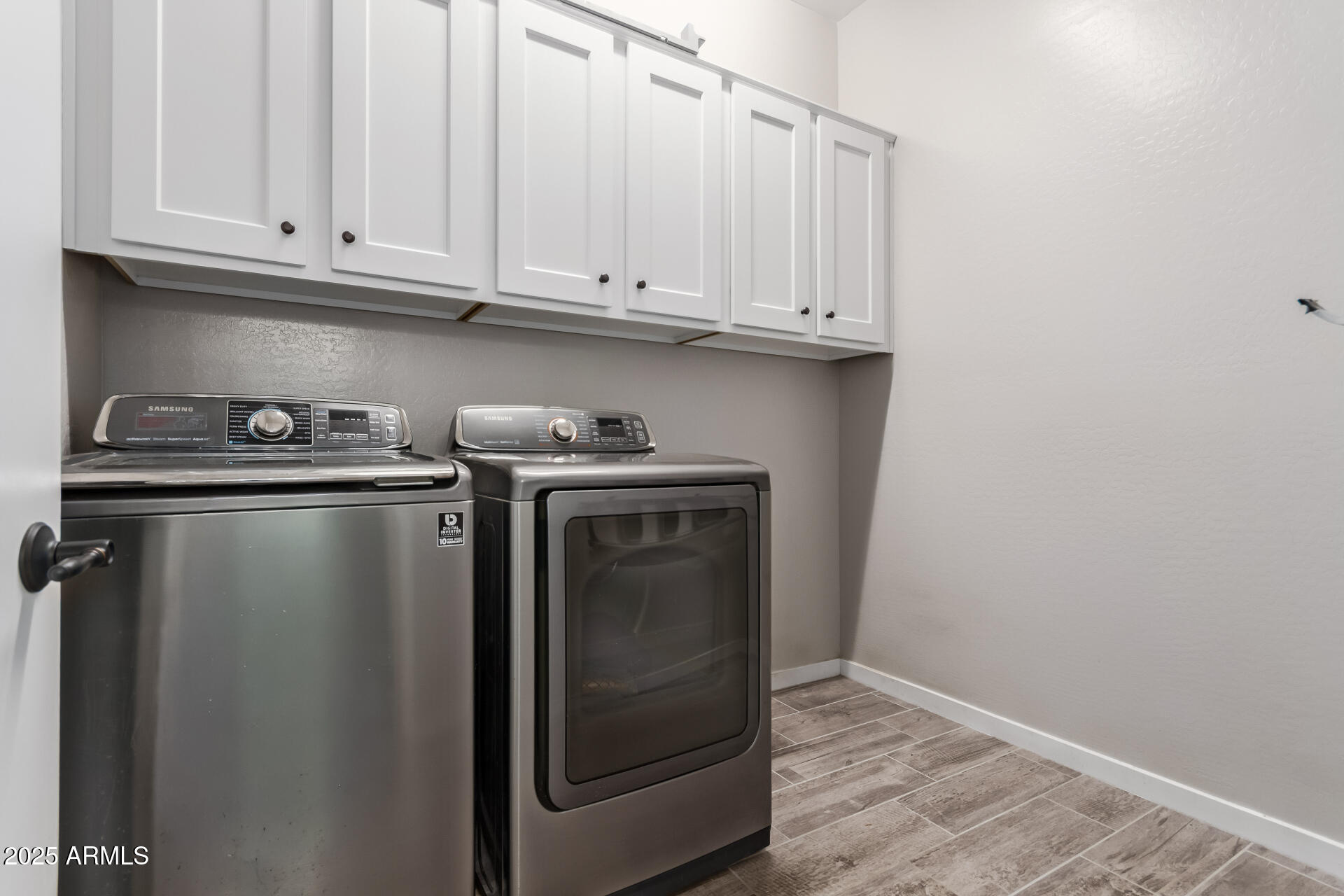 10154 E Nichols Avenue