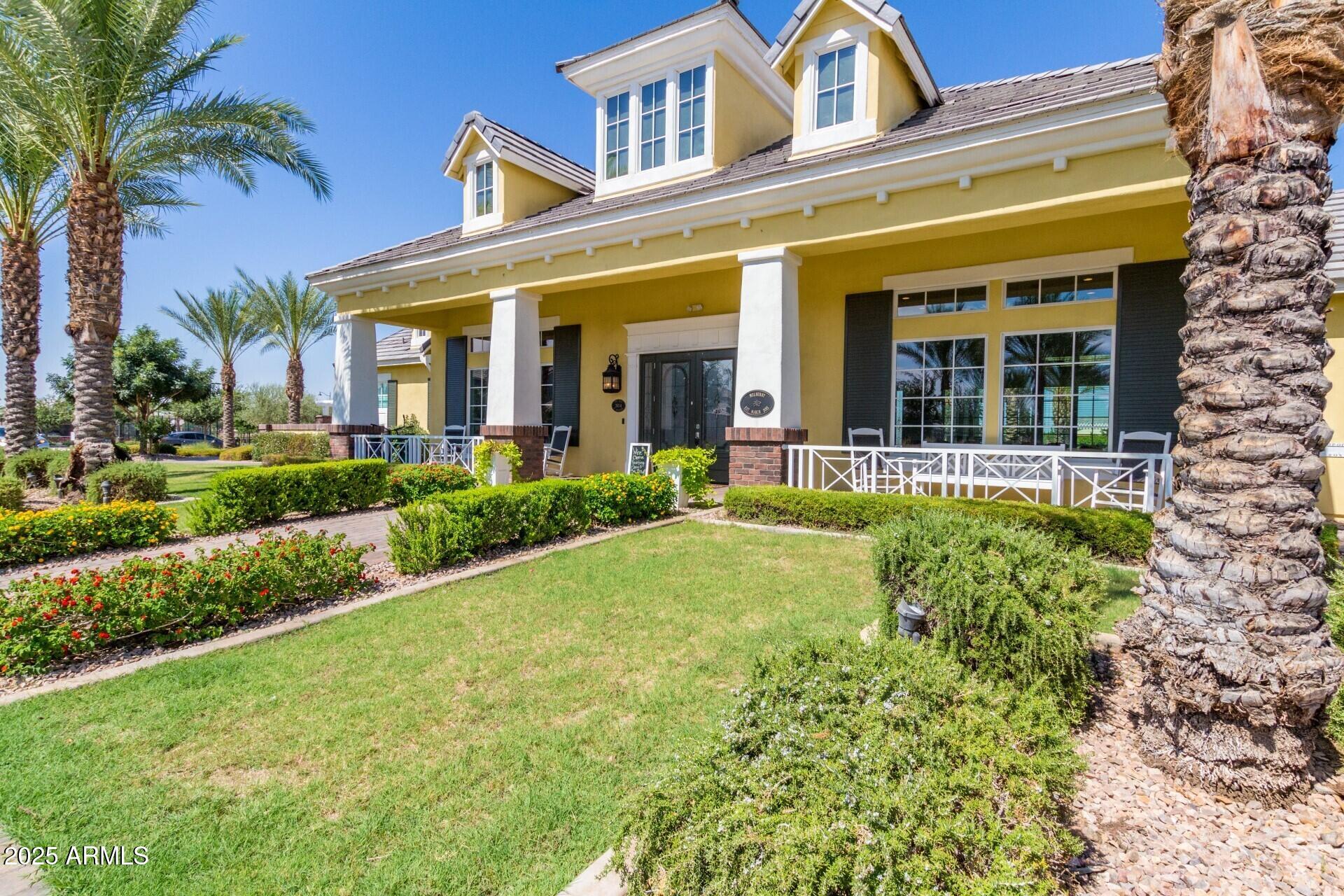 10154 E Nichols Avenue