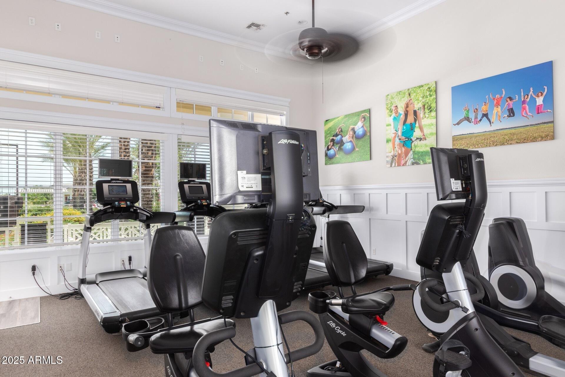 10154 E Nichols Avenue