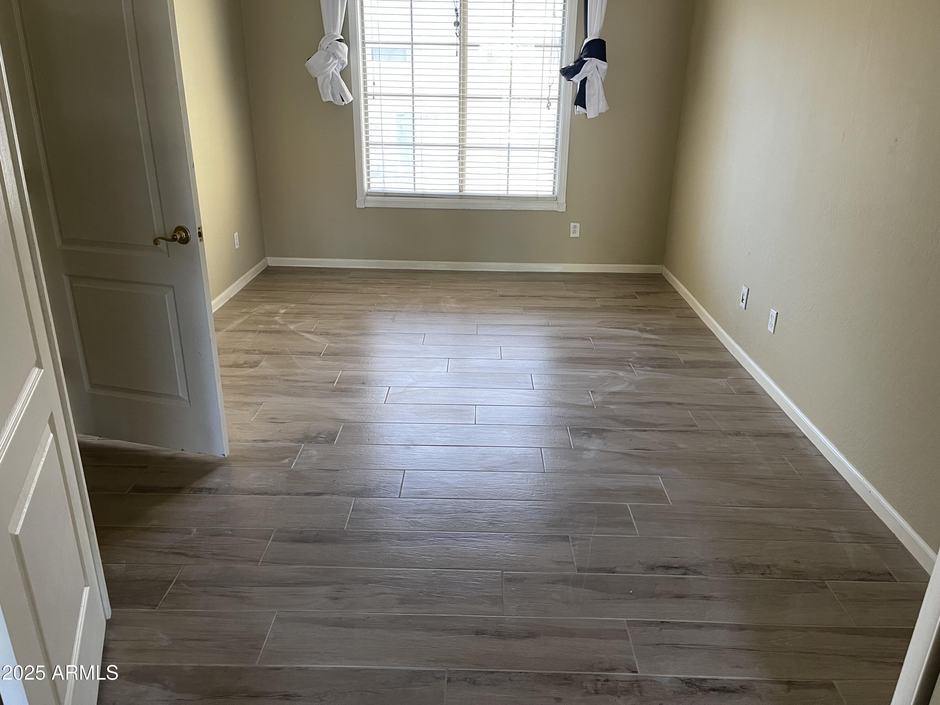 3235 E DEVONSHIRE Court