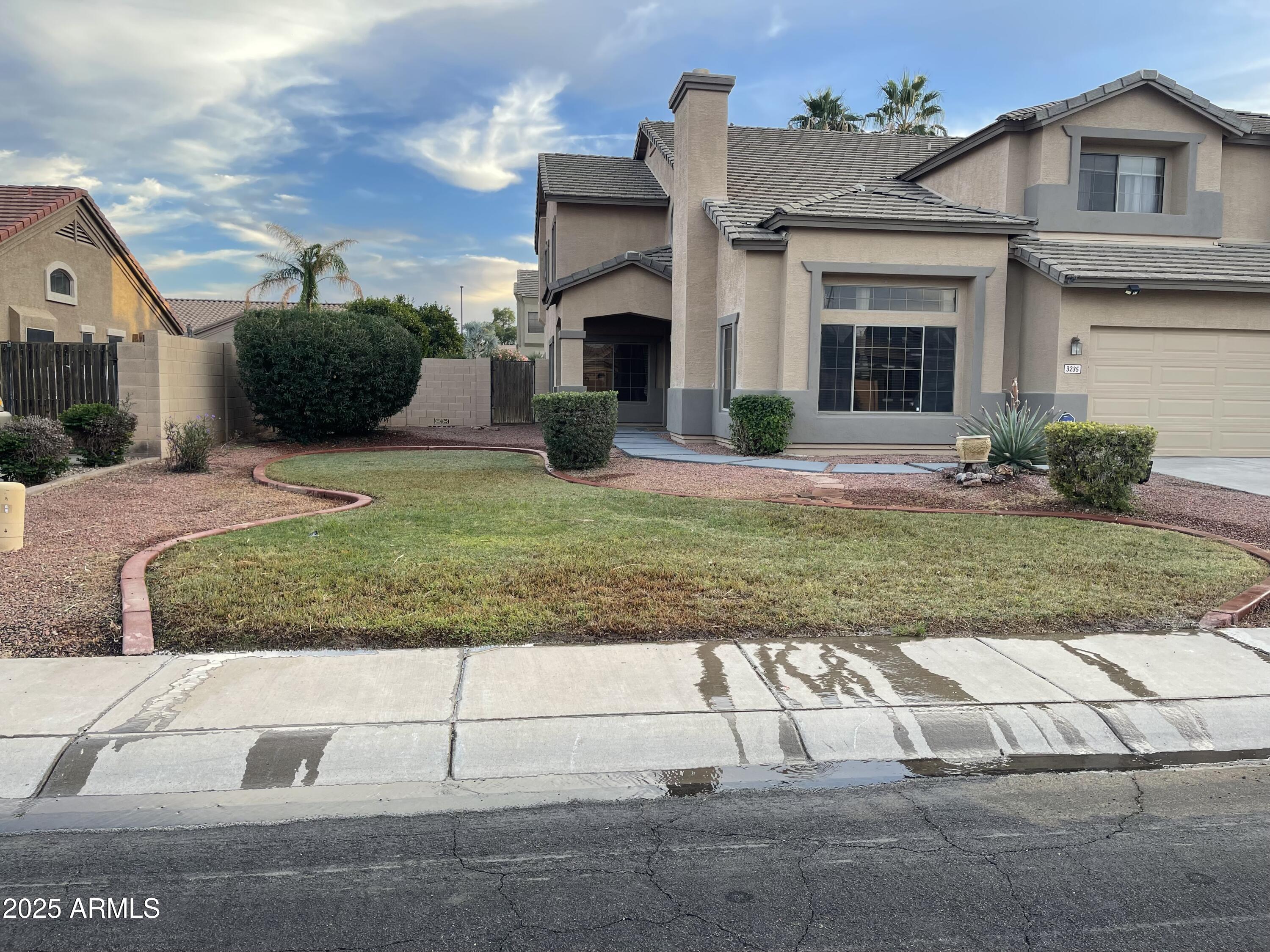 3235 E DEVONSHIRE Court