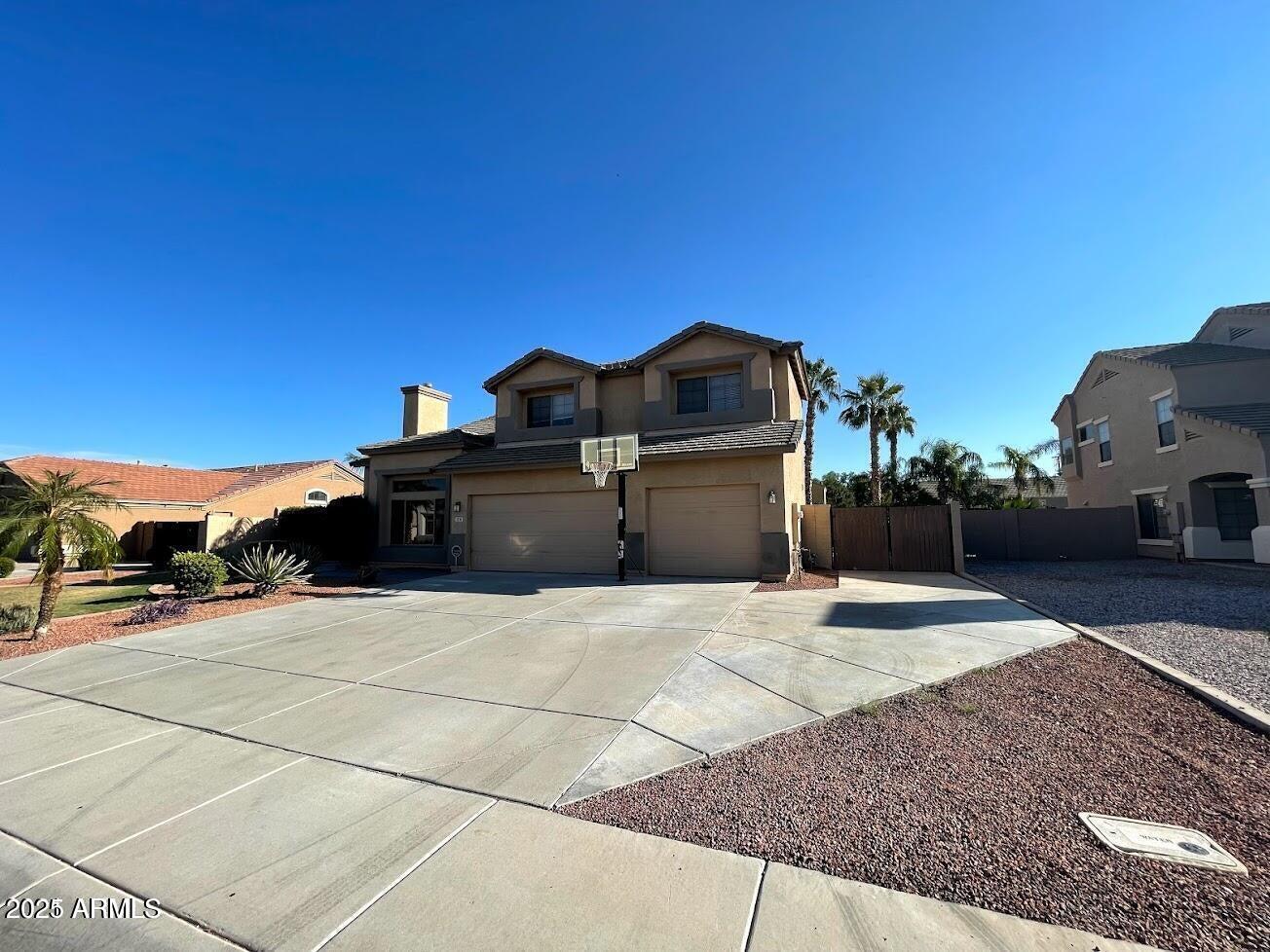 3235 E DEVONSHIRE Court