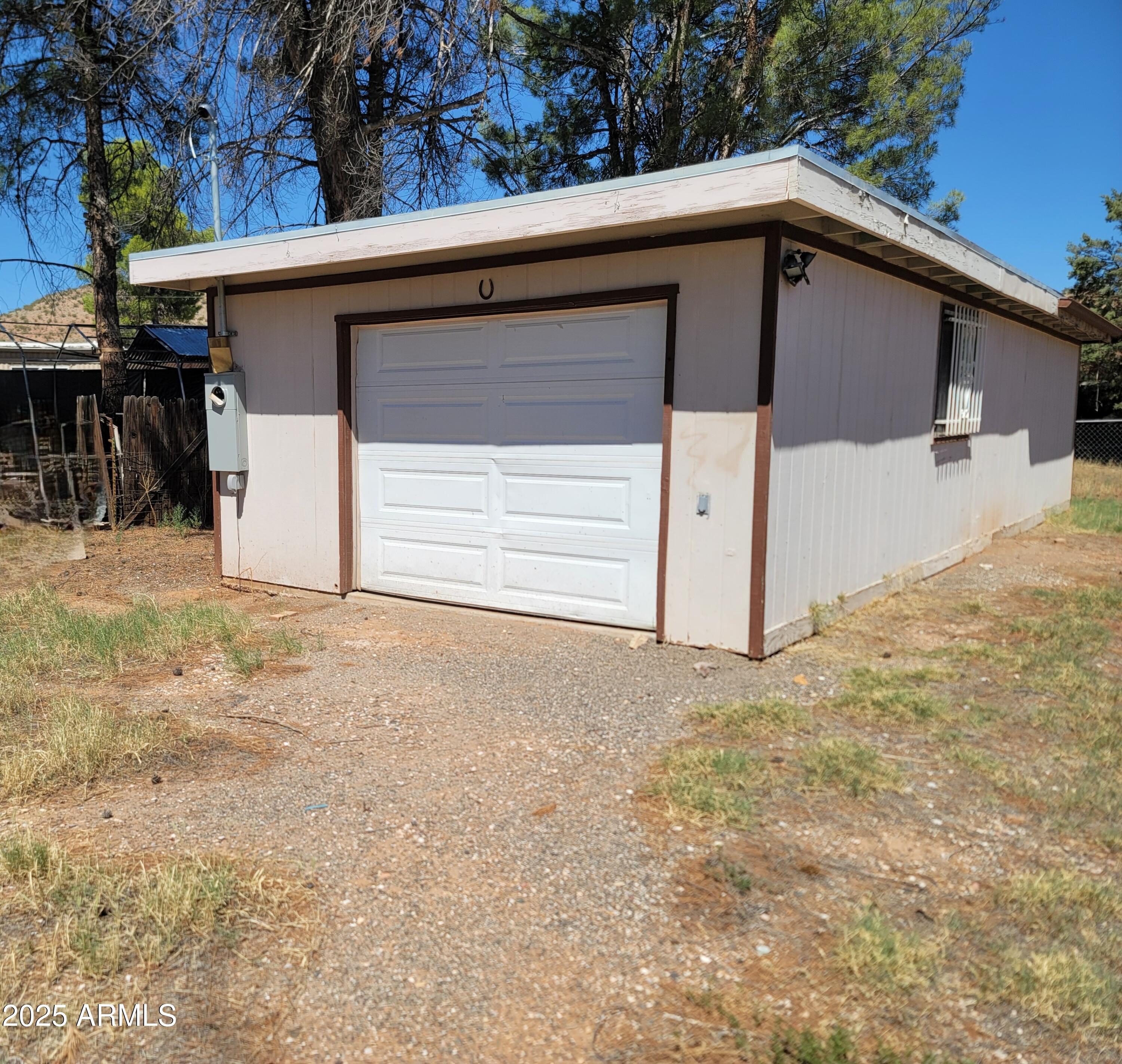 2575-85 S Greaves Place, -