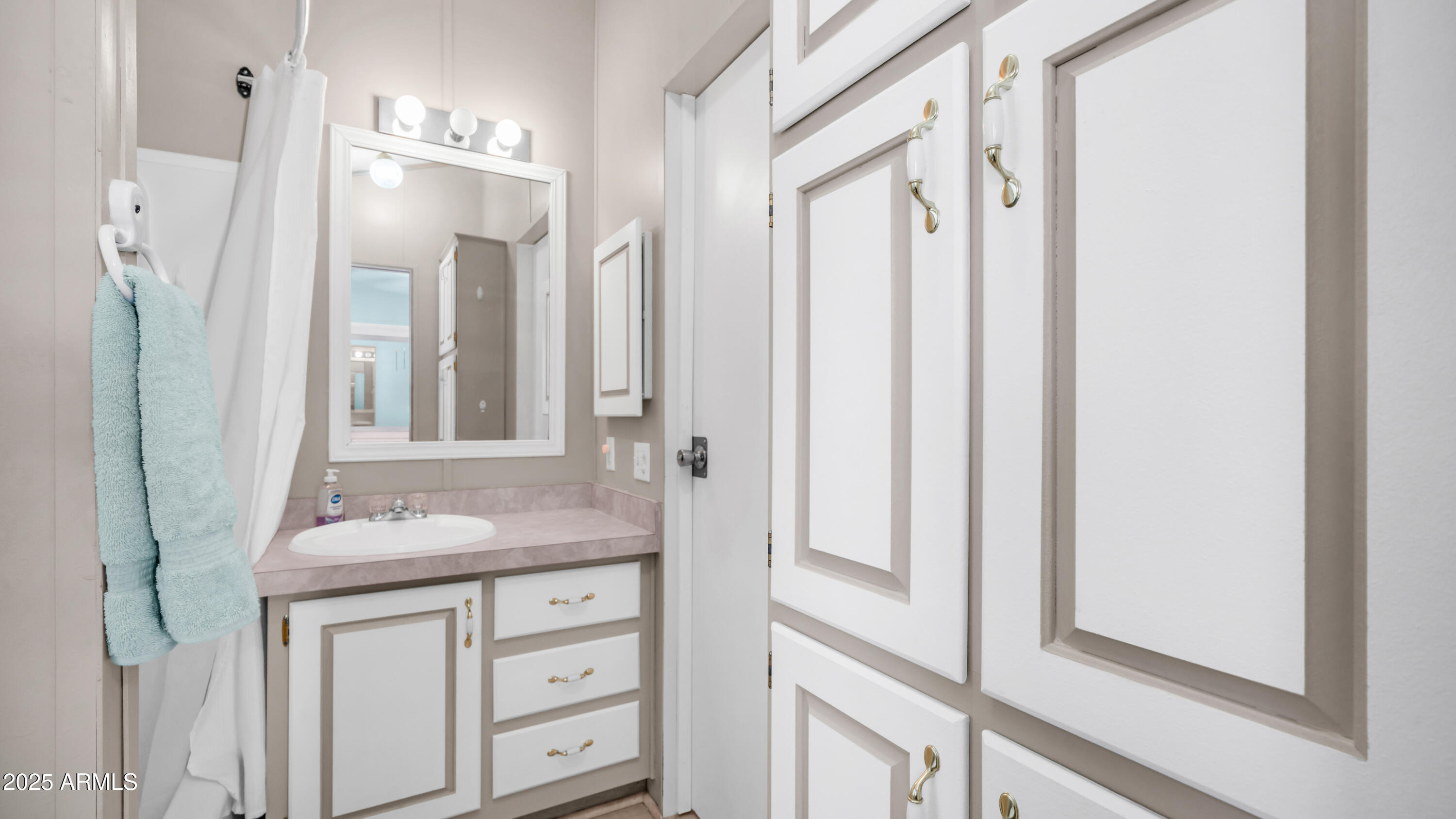 225 MOTHERLODE Drive