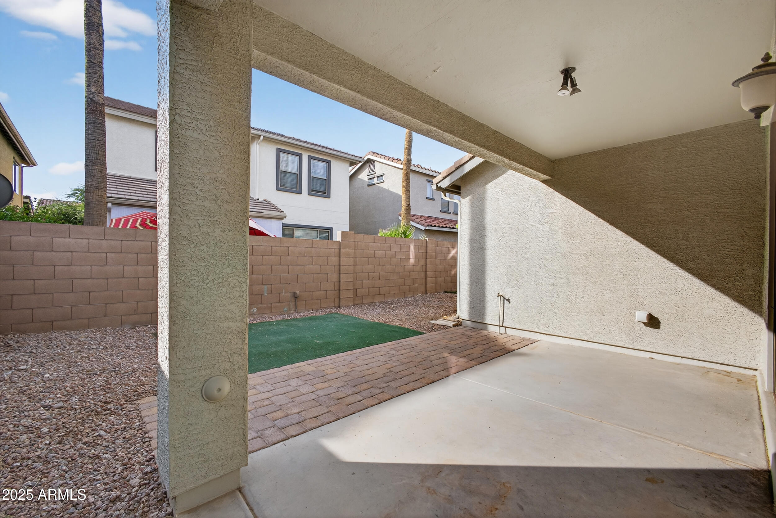 18877 E PELICAN Drive