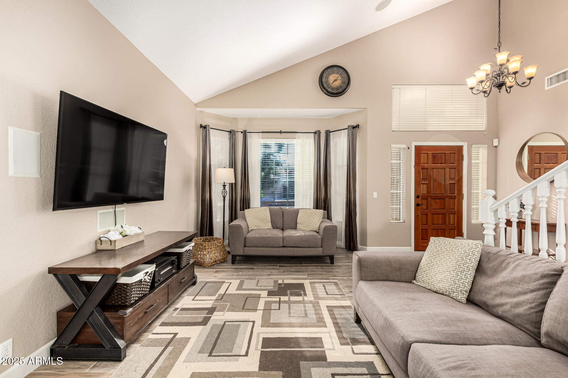 2516 E WINDSONG Drive