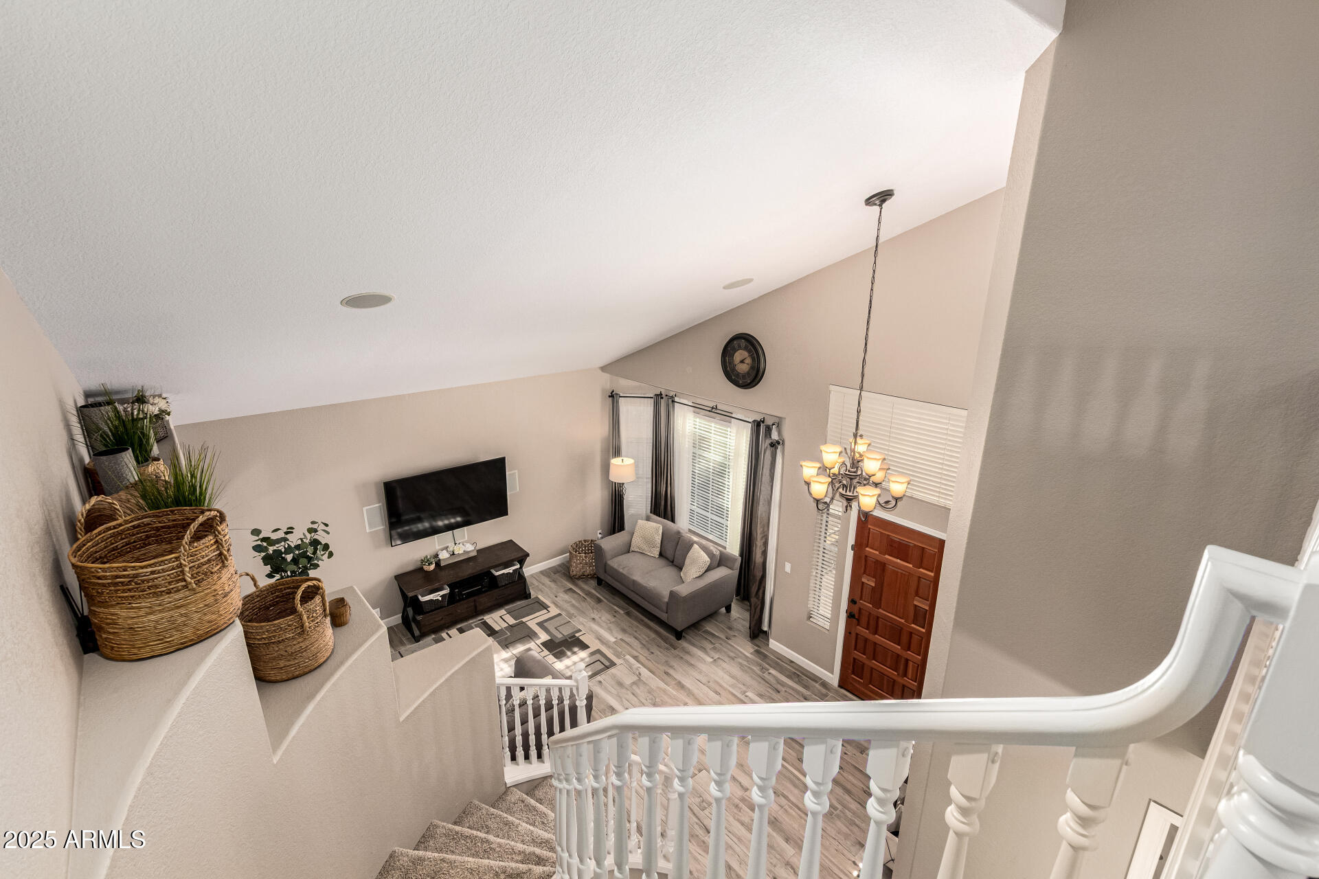 2516 E WINDSONG Drive