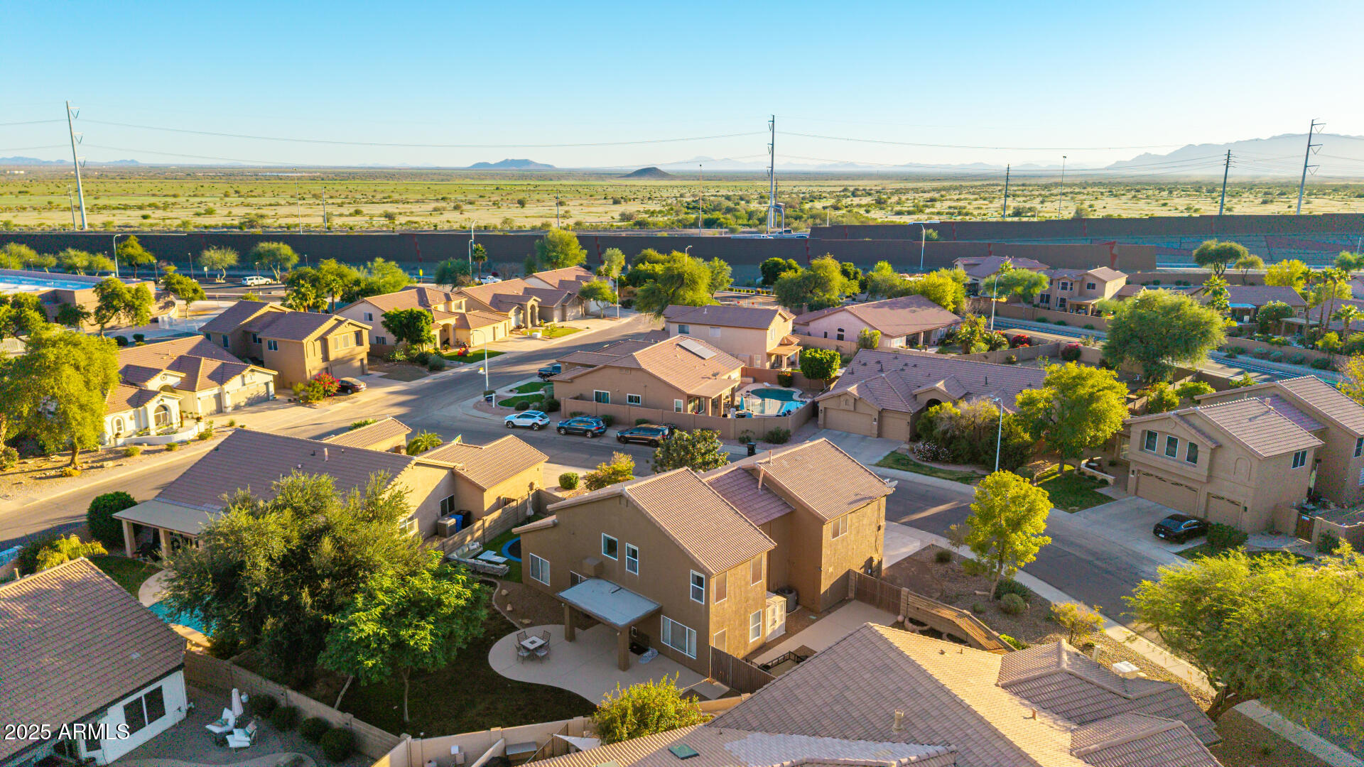 2516 E WINDSONG Drive