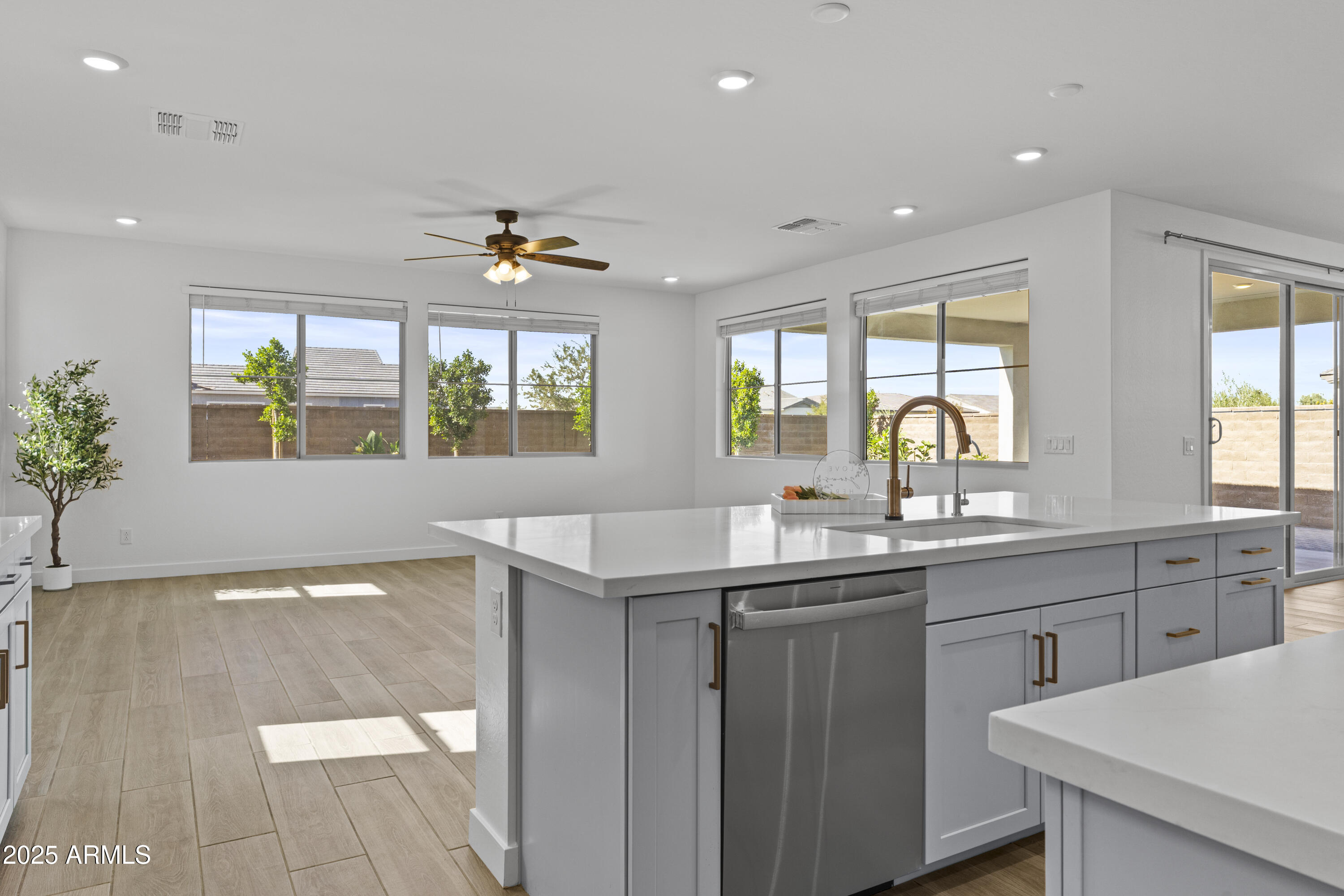 5274 S COBBLESTONE Street