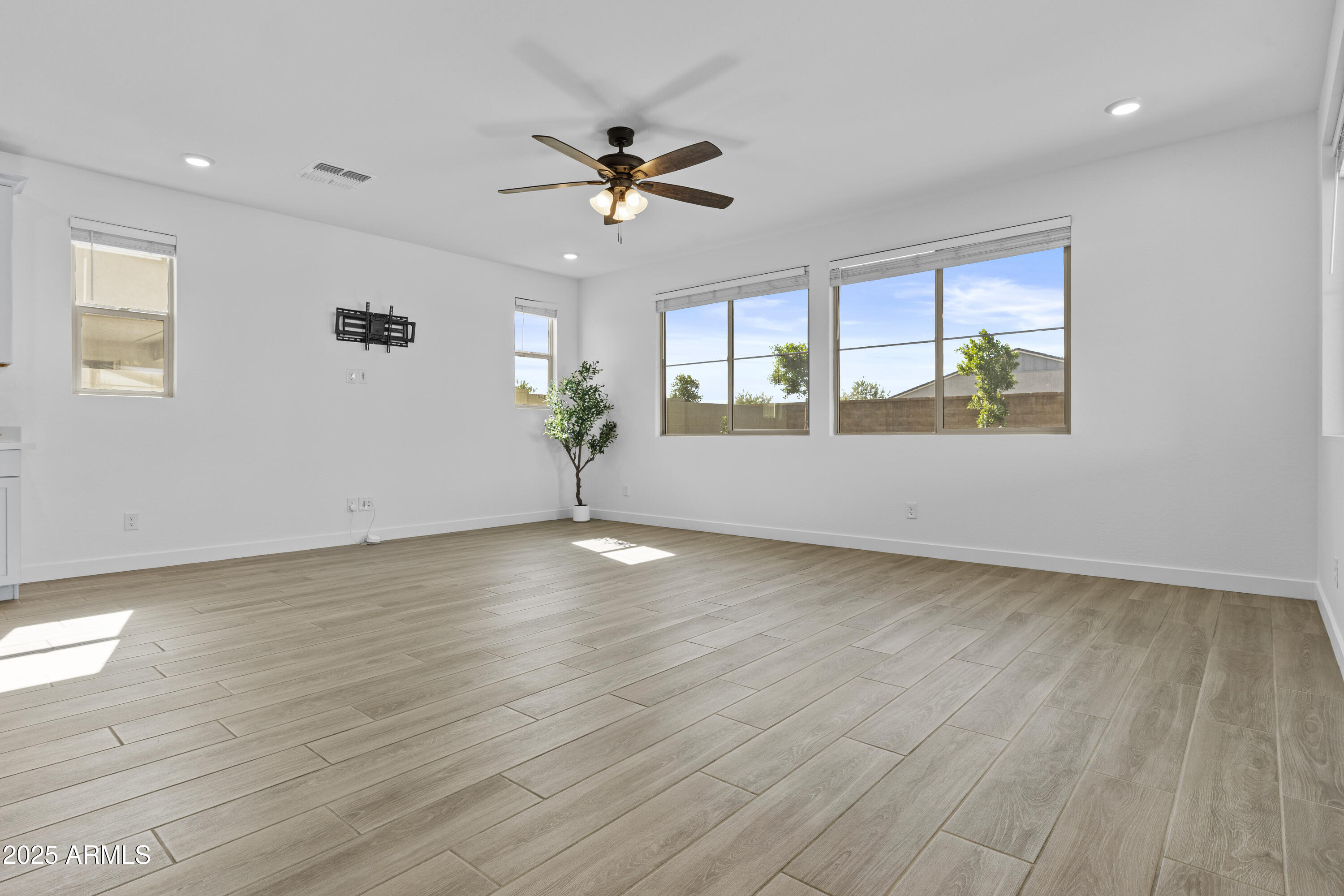 5274 S COBBLESTONE Street