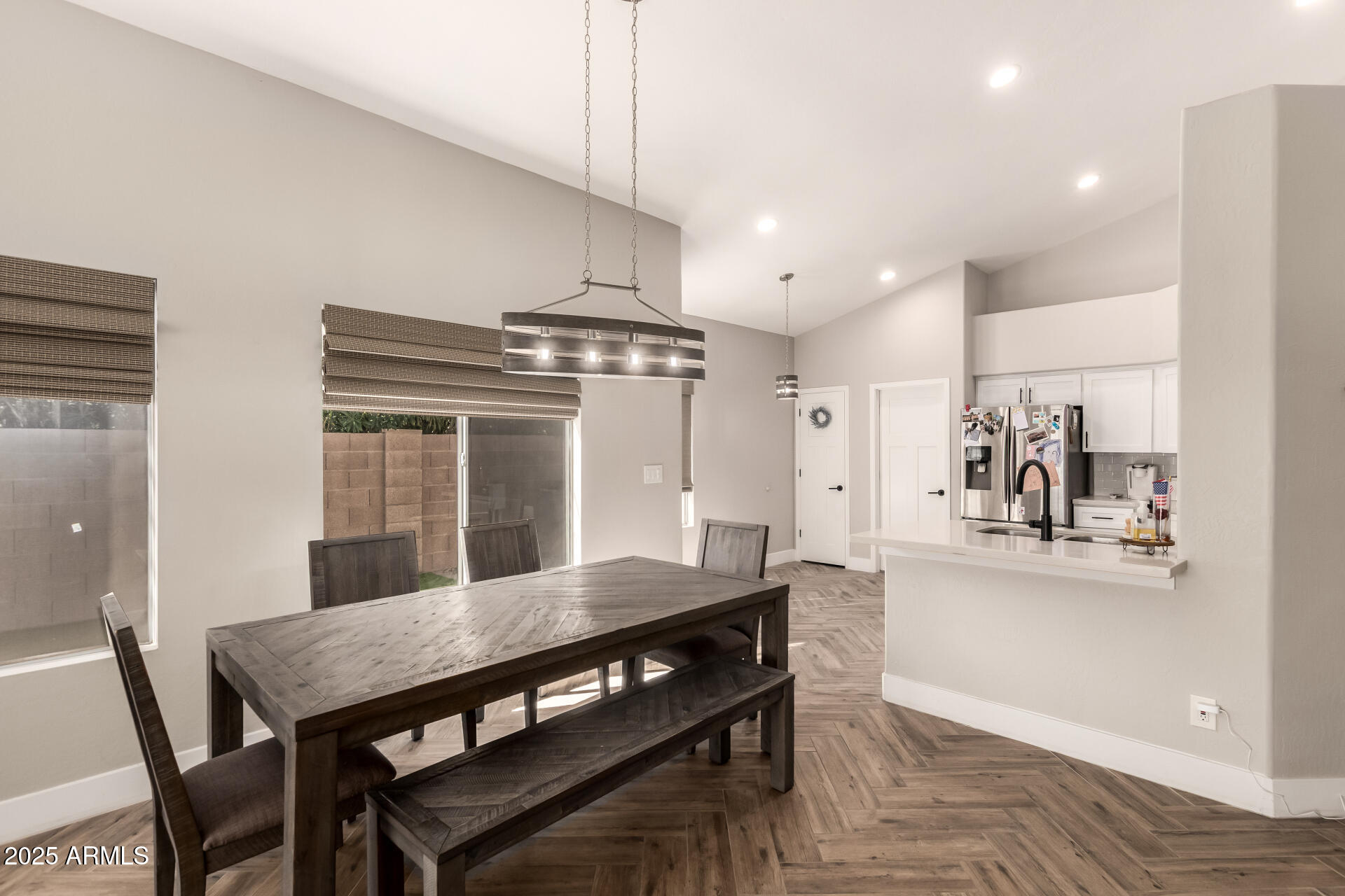 6409 E REDMONT Drive