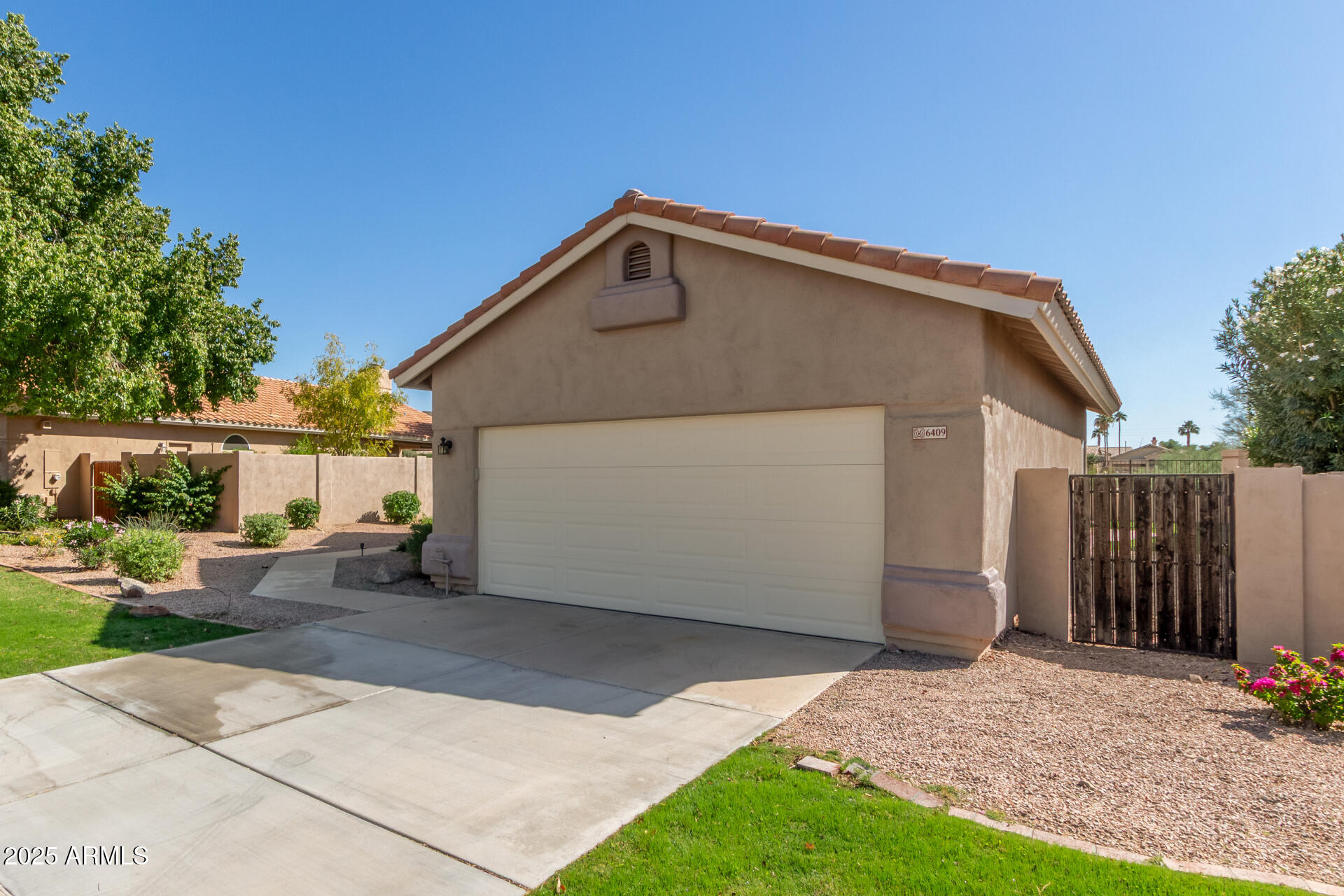 6409 E REDMONT Drive