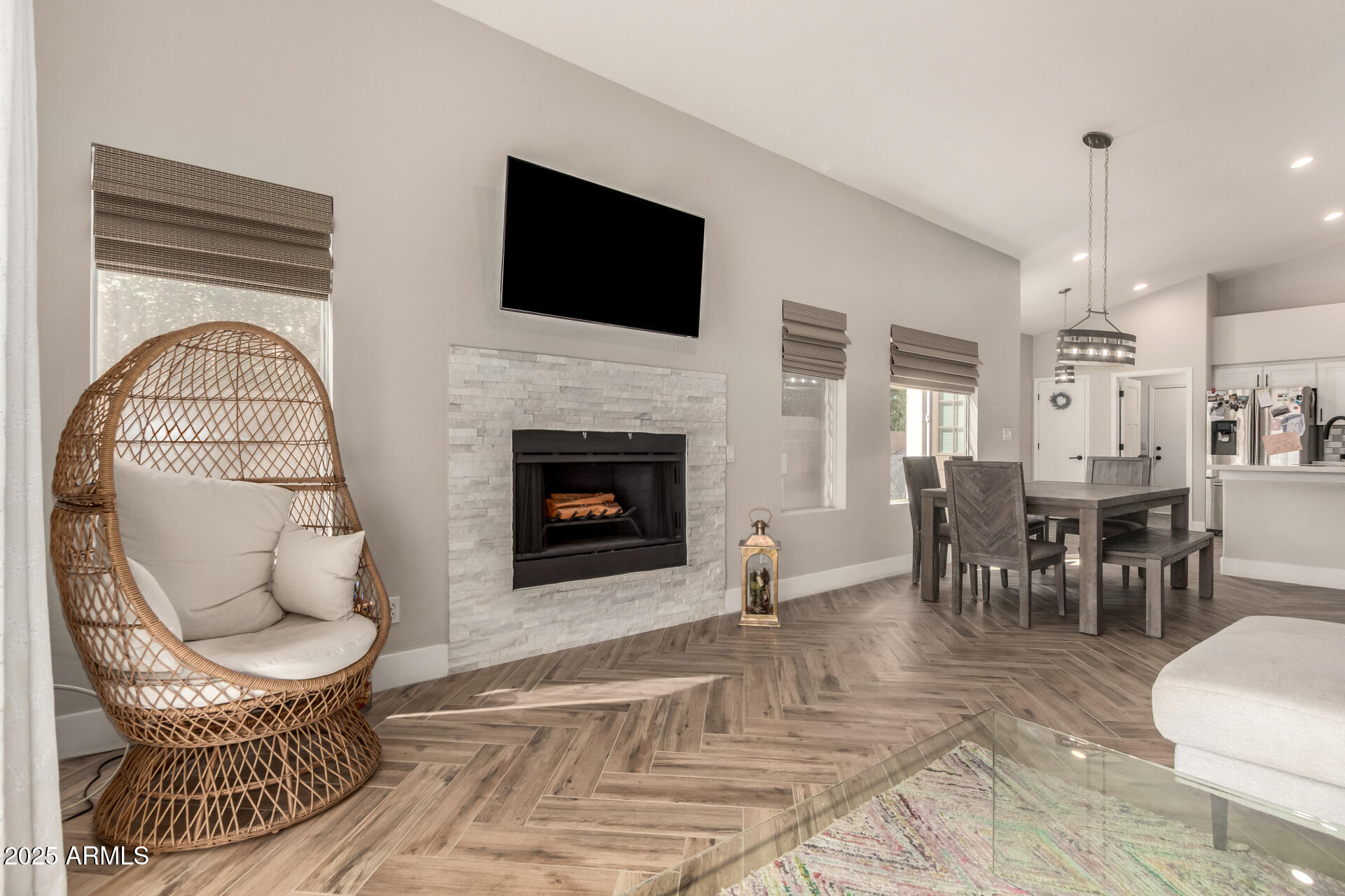 6409 E REDMONT Drive