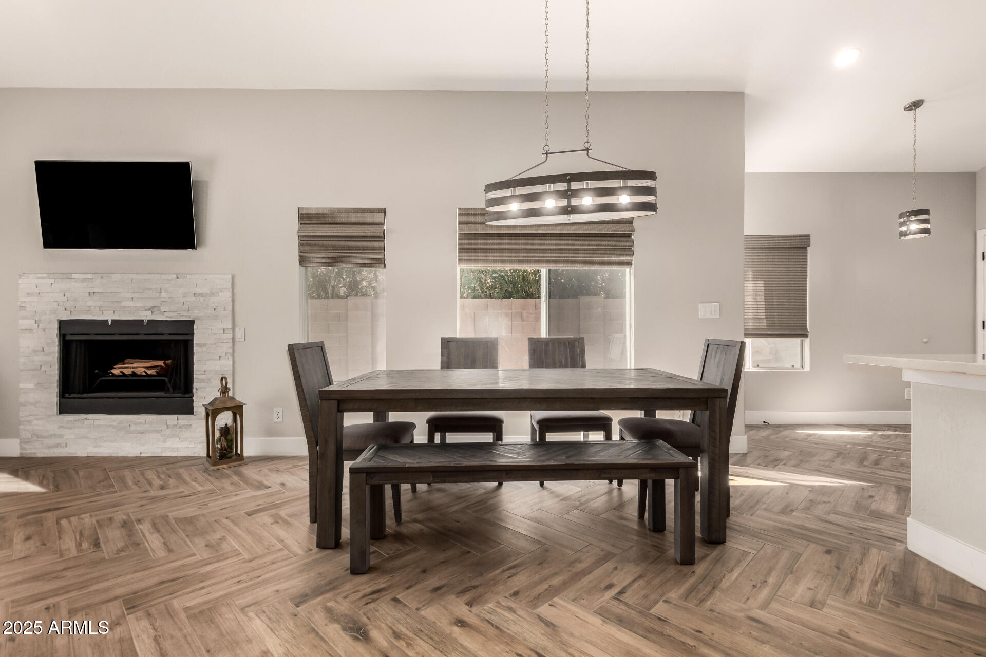 6409 E REDMONT Drive