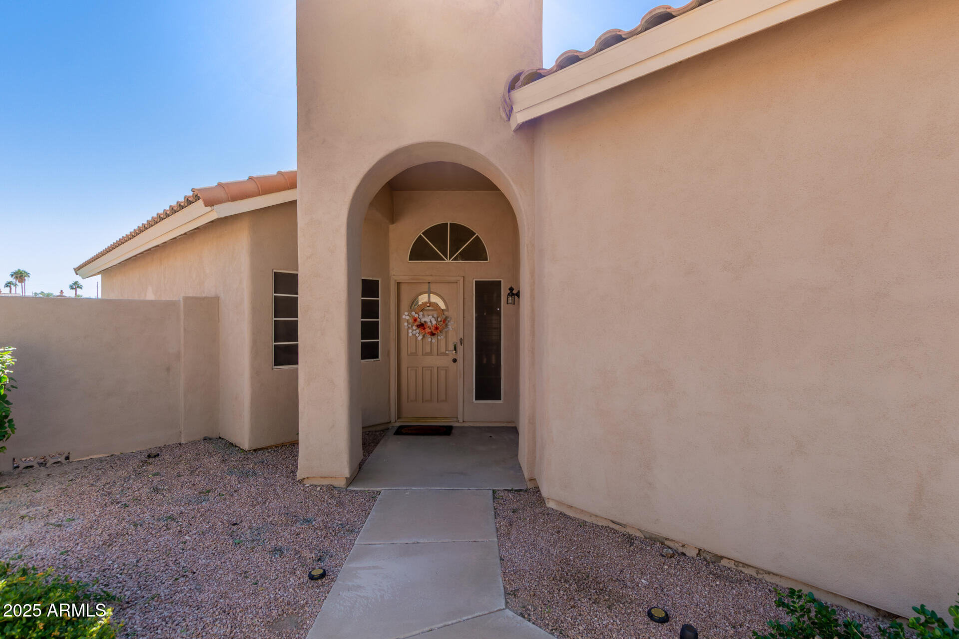 6409 E REDMONT Drive