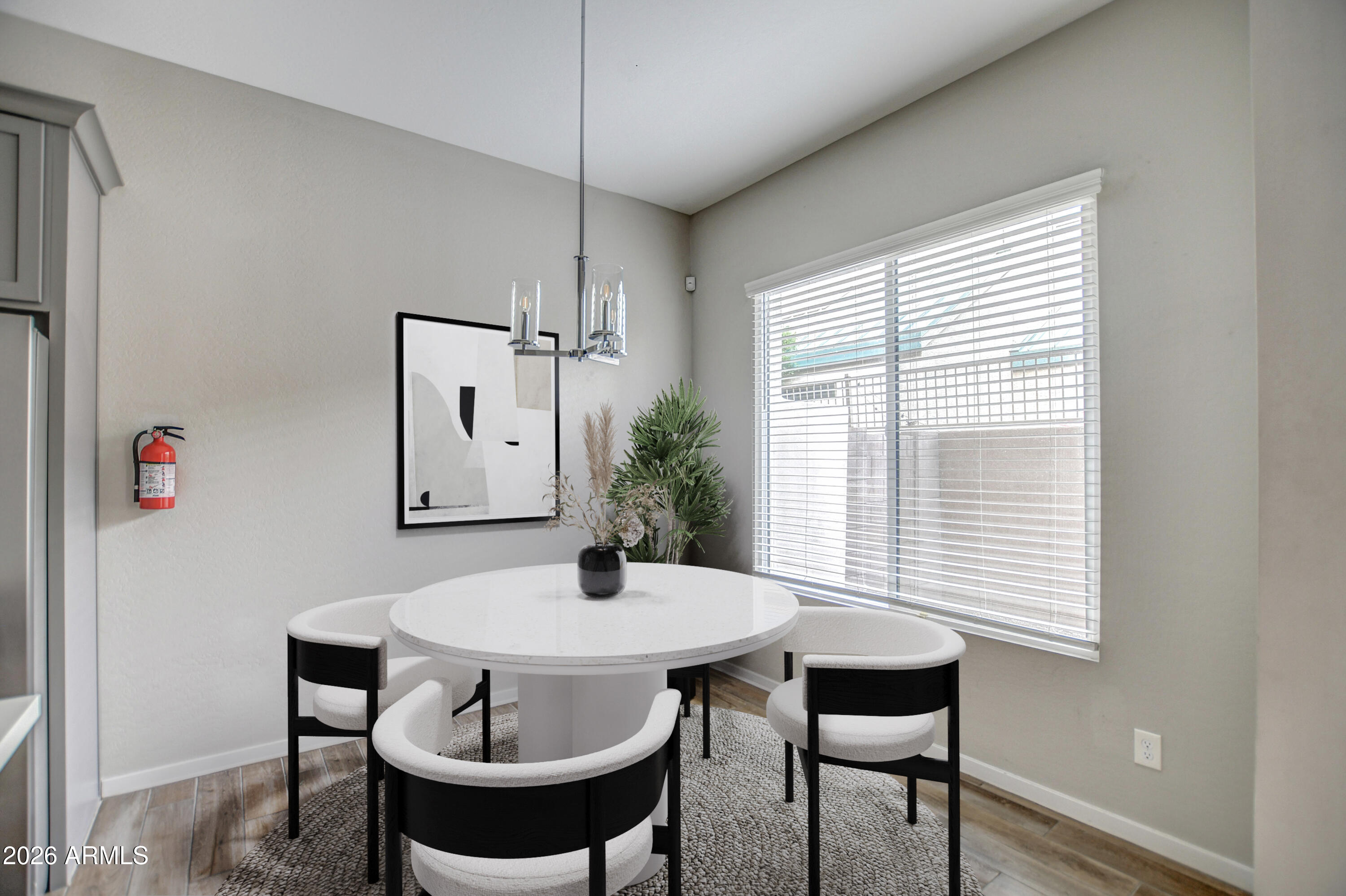 901 S SMITH Road, 1045