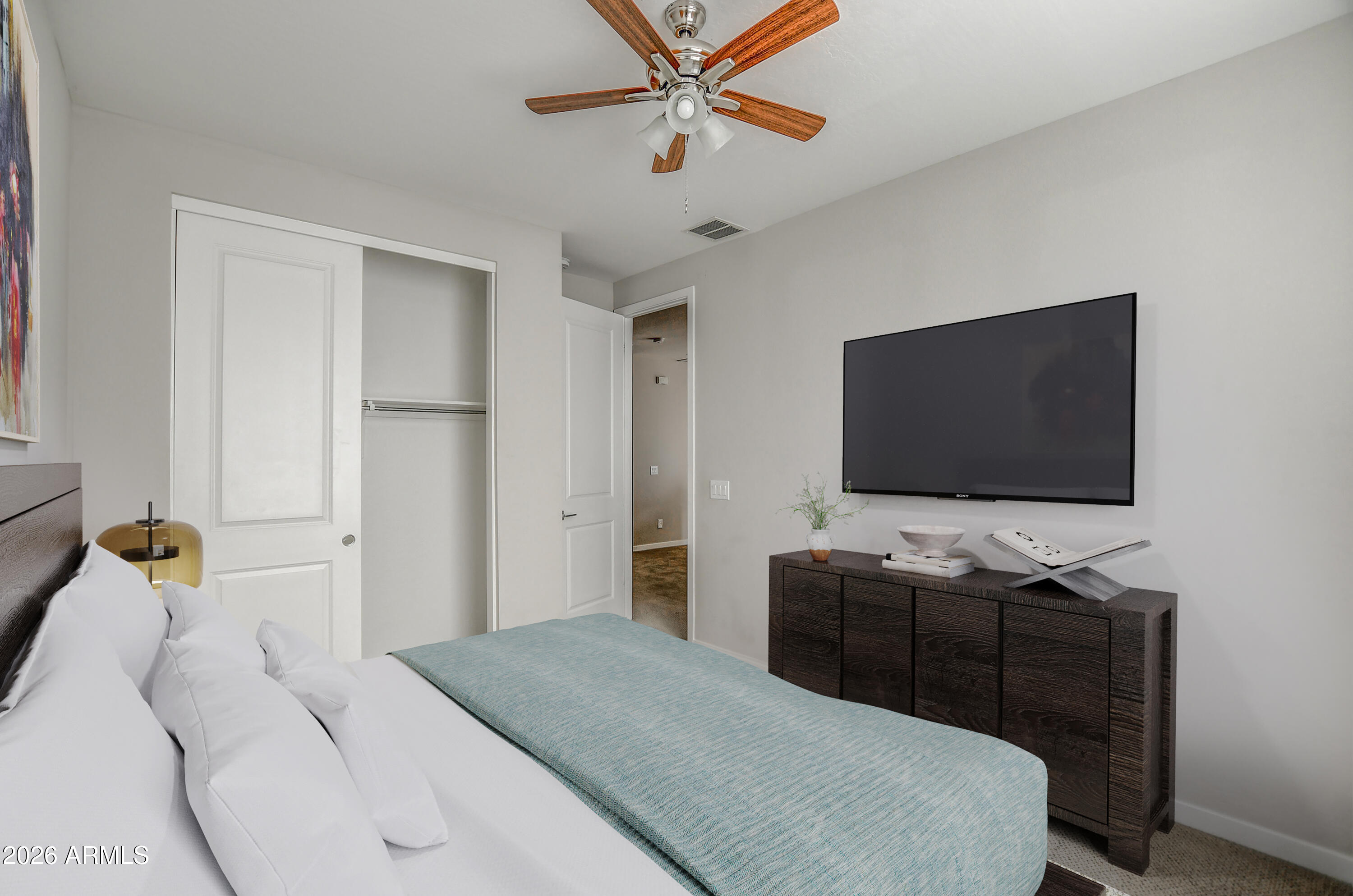 901 S SMITH Road, 1045