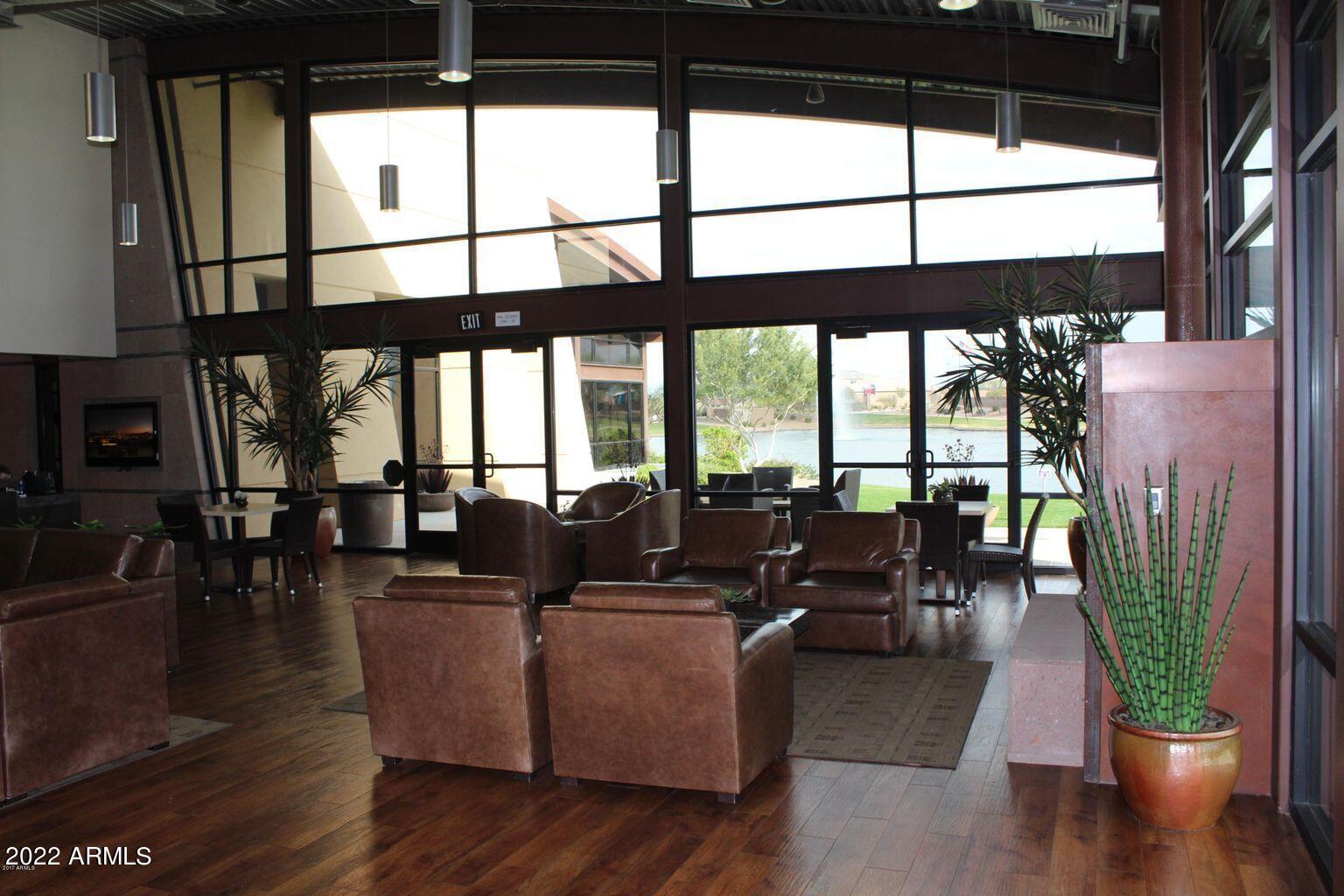 2430 E HAZELTINE Way