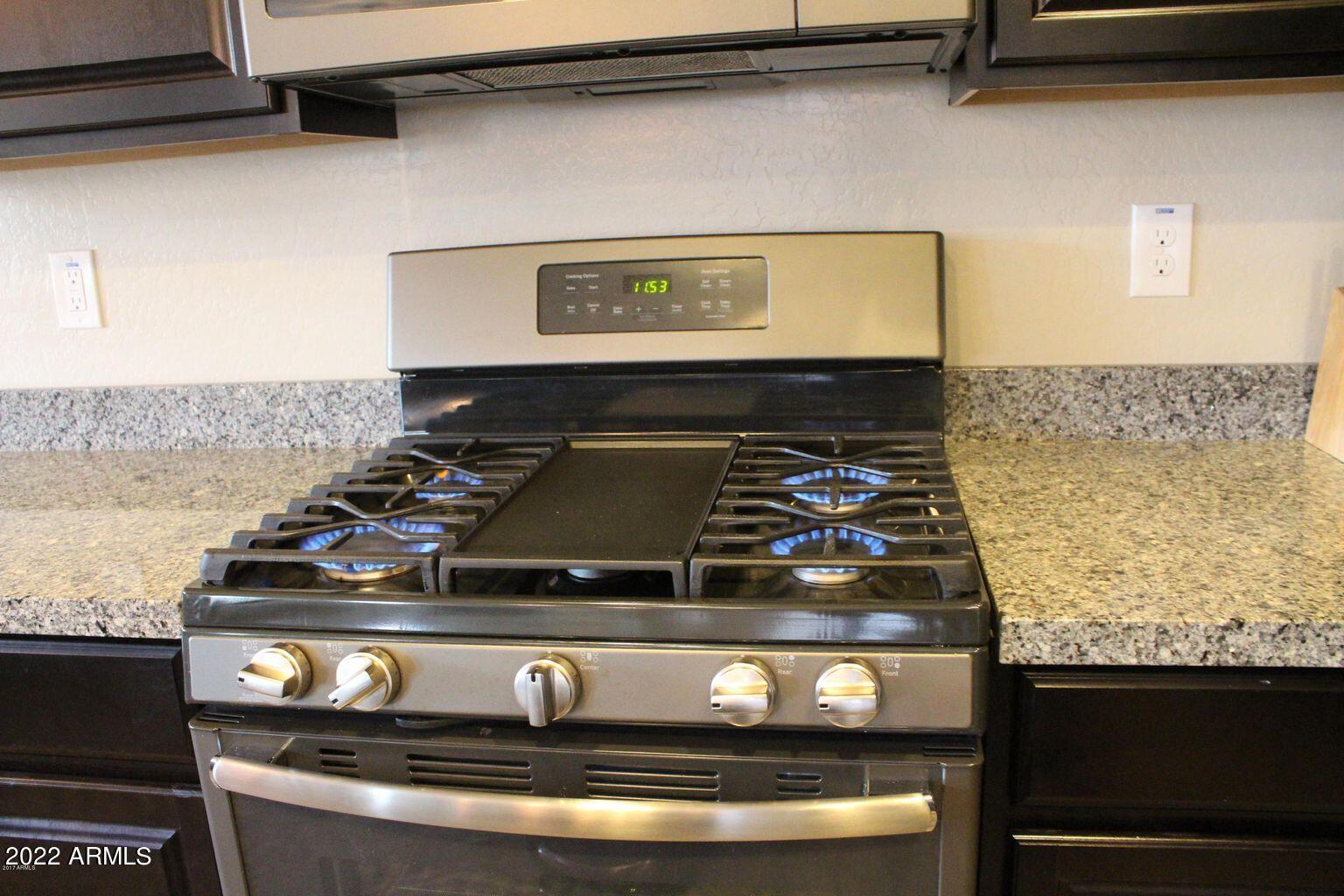 2430 E HAZELTINE Way