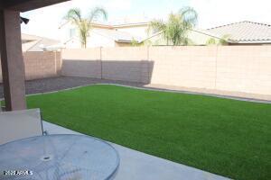 2430 E HAZELTINE Way