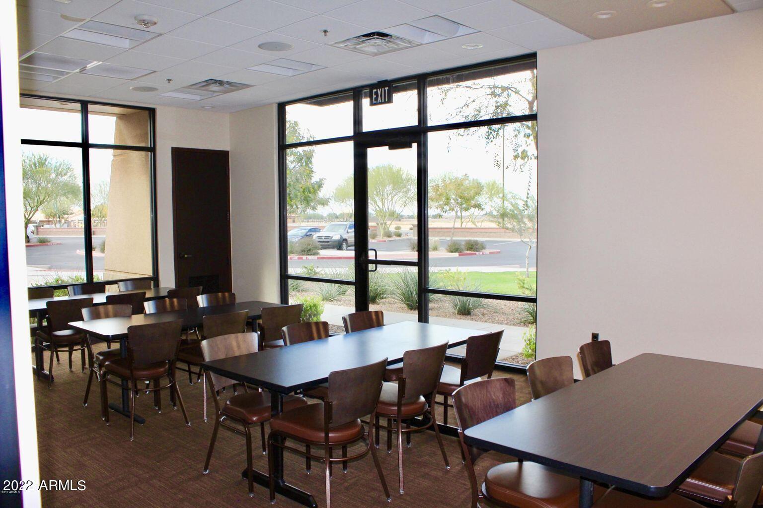 2430 E HAZELTINE Way