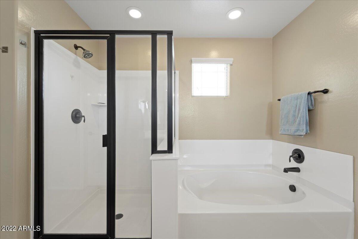 2430 E HAZELTINE Way