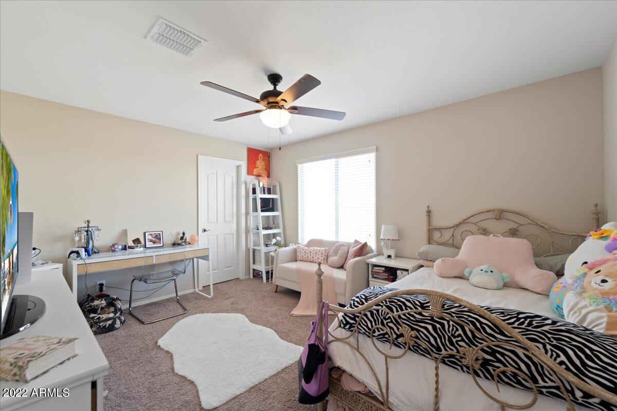 2430 E HAZELTINE Way