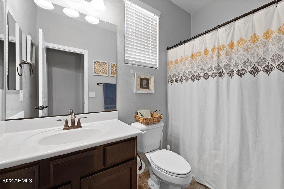 2430 E HAZELTINE Way