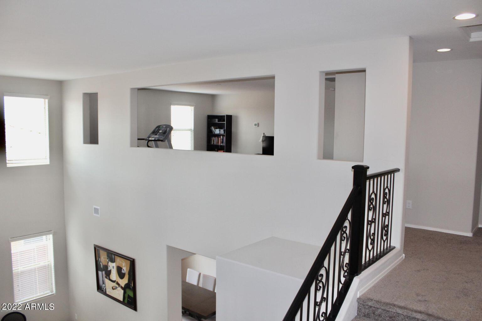 2430 E HAZELTINE Way