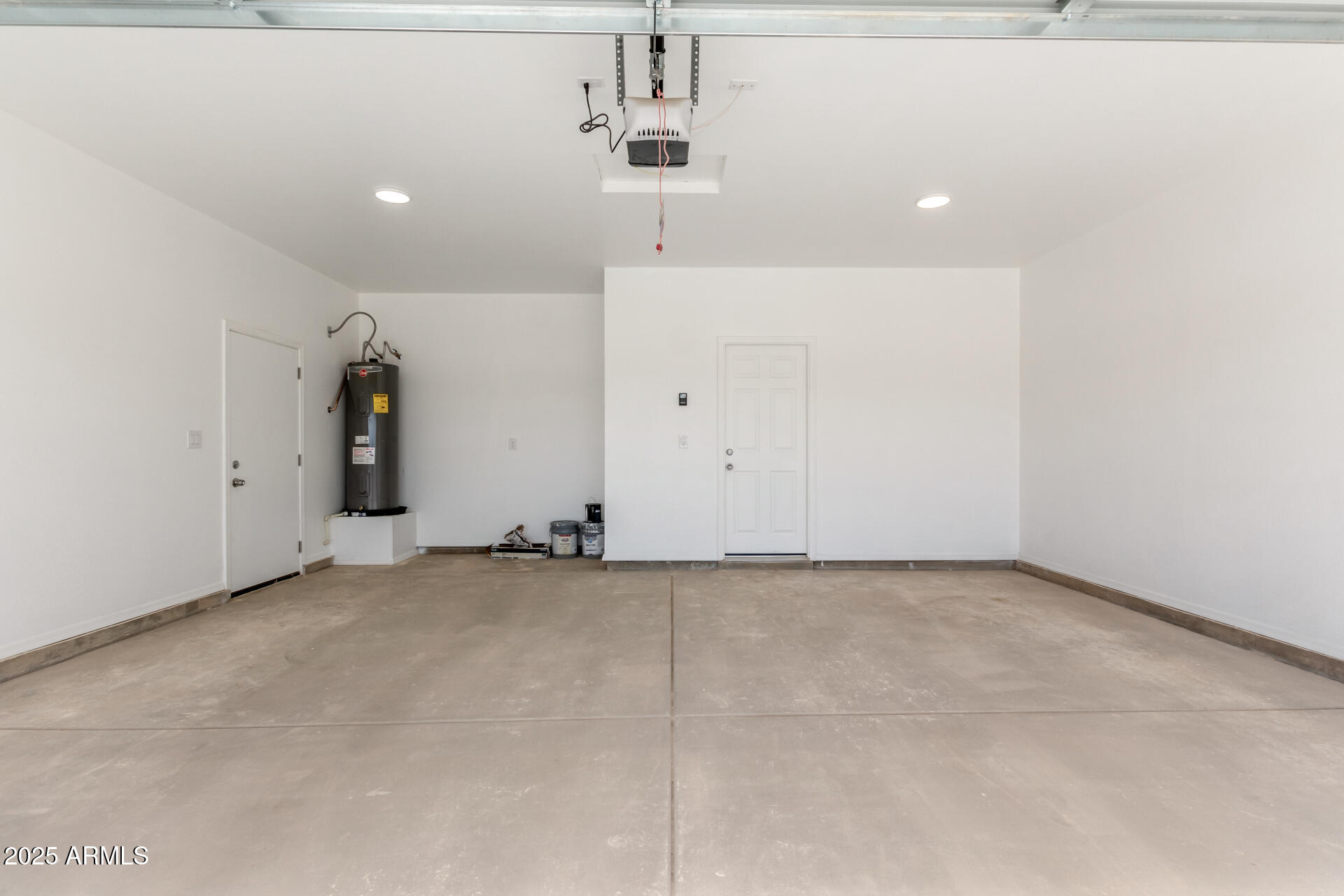 8335 W PINEVETA Drive