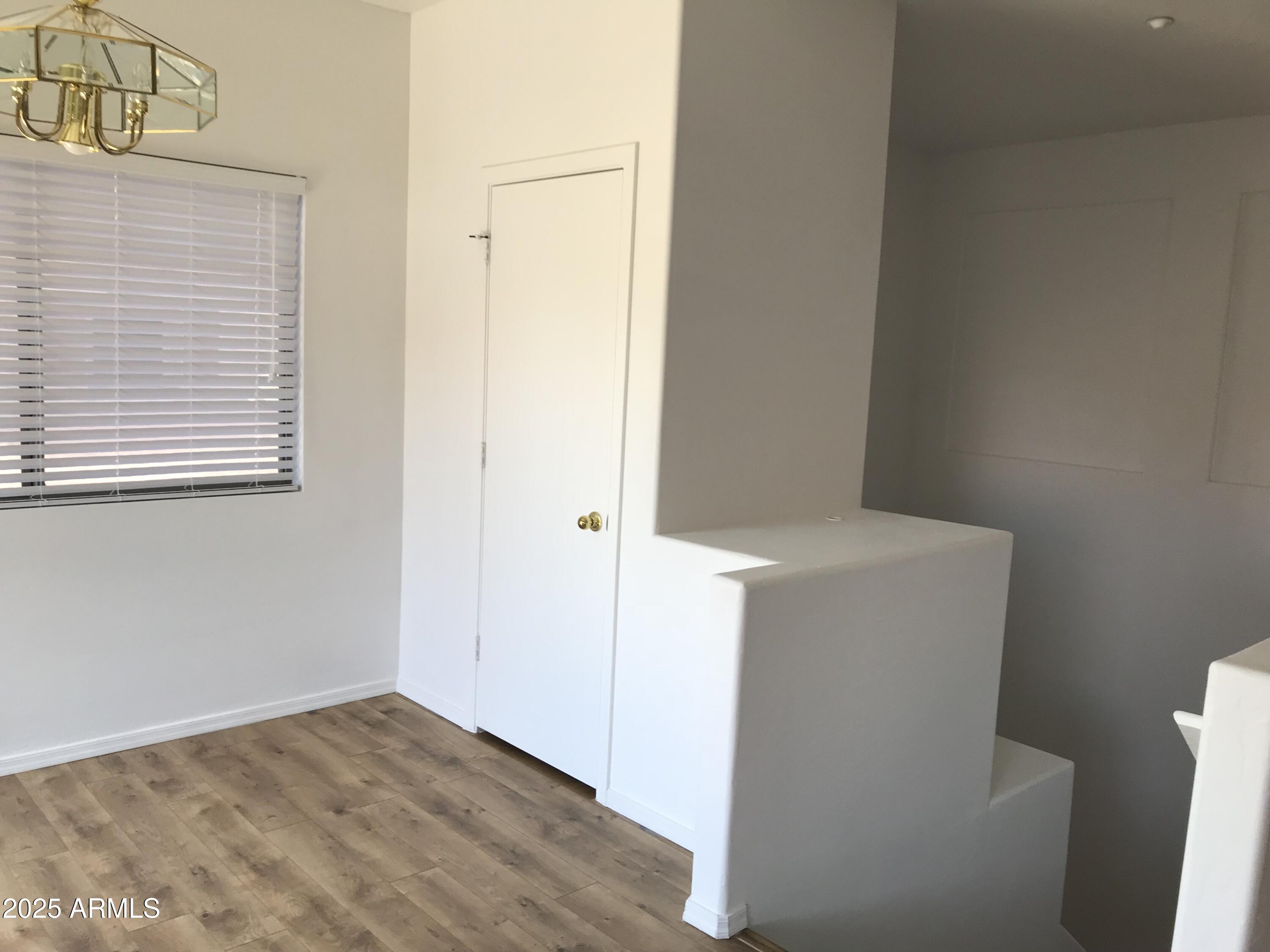 805 S SYCAMORE Street, 224