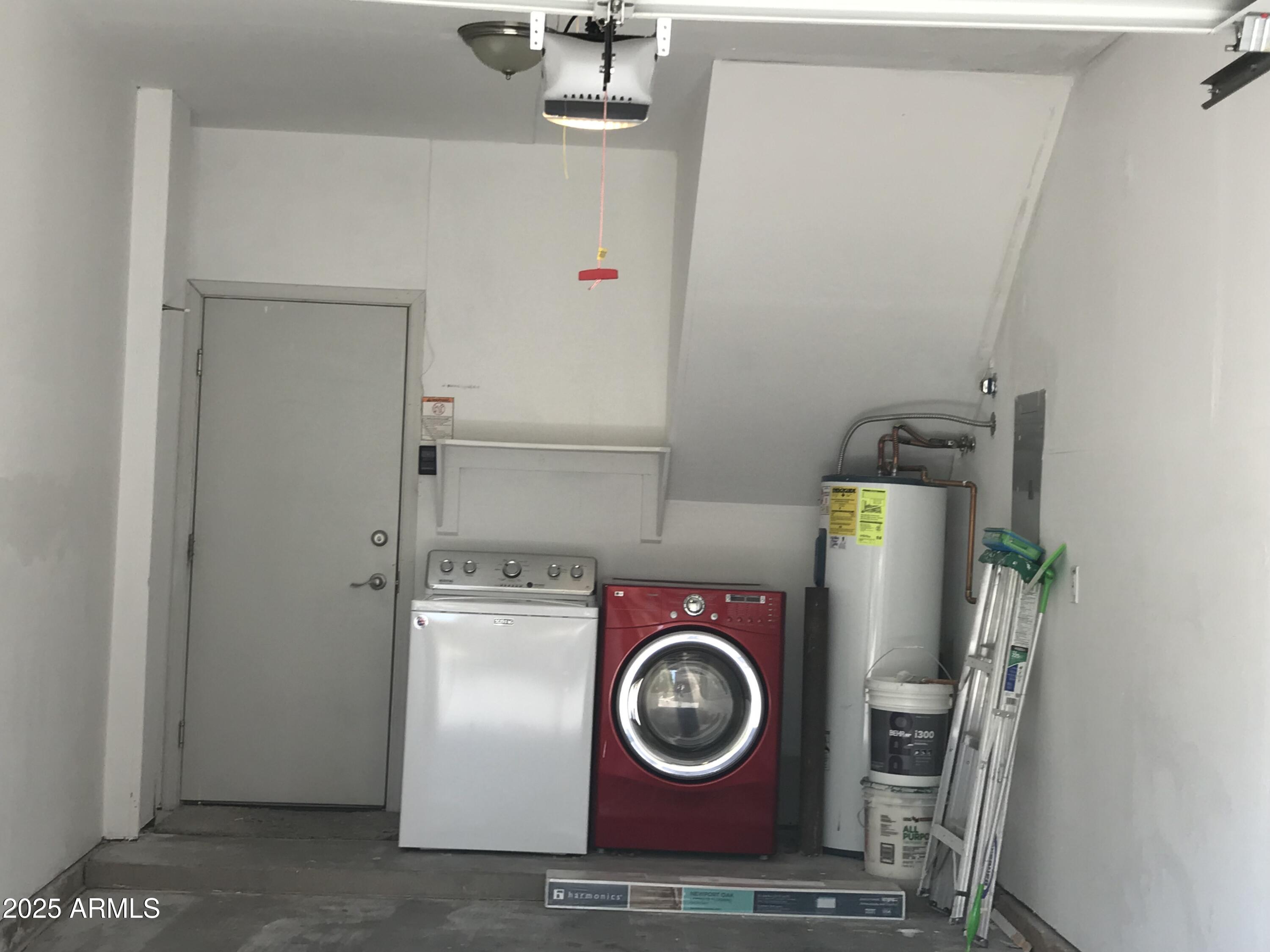 805 S SYCAMORE Street, 224