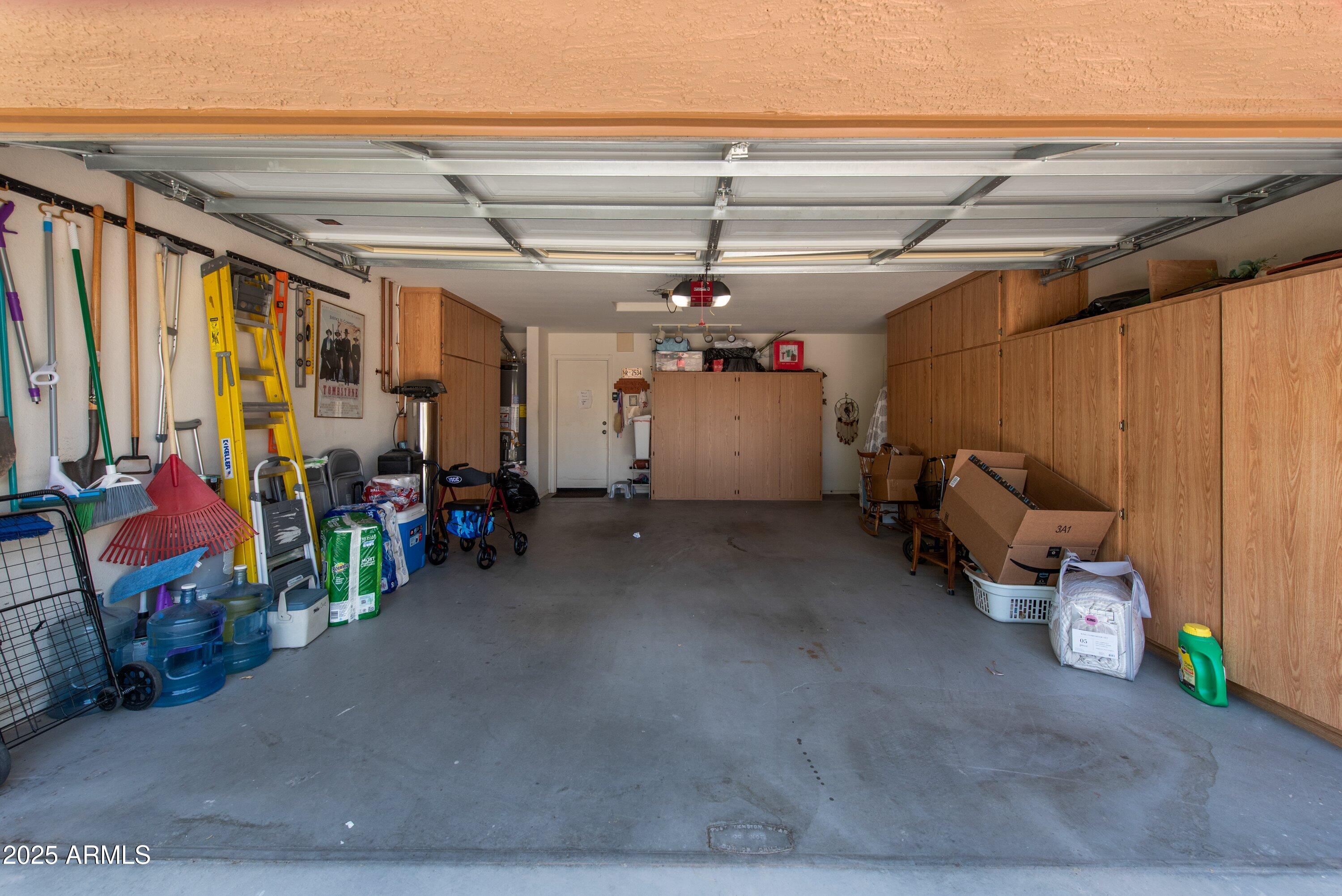 709 E SADDLE WAY Way